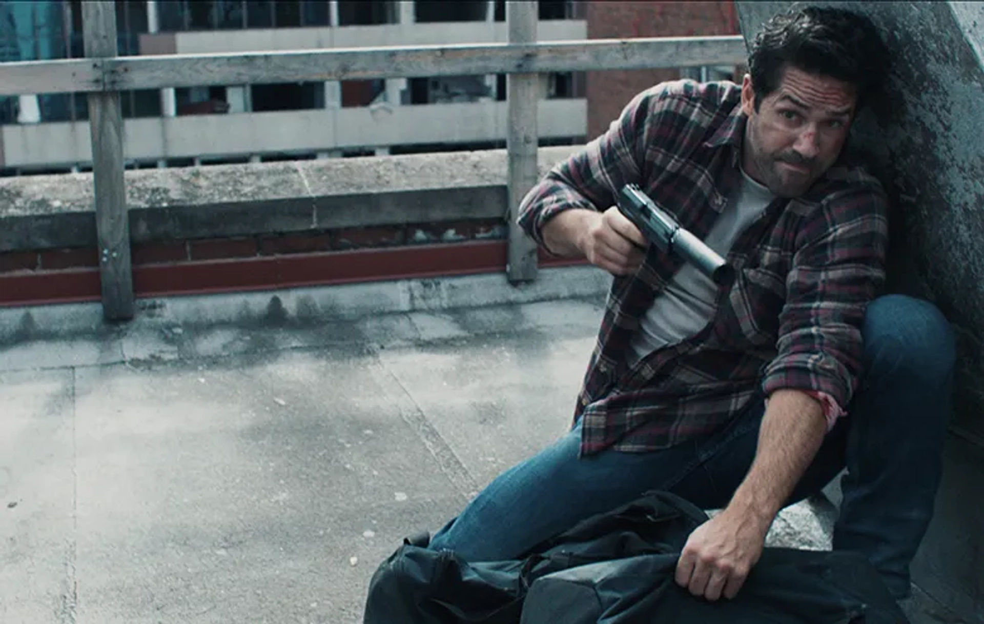 Scott Adkins in Castle Falls (2021)