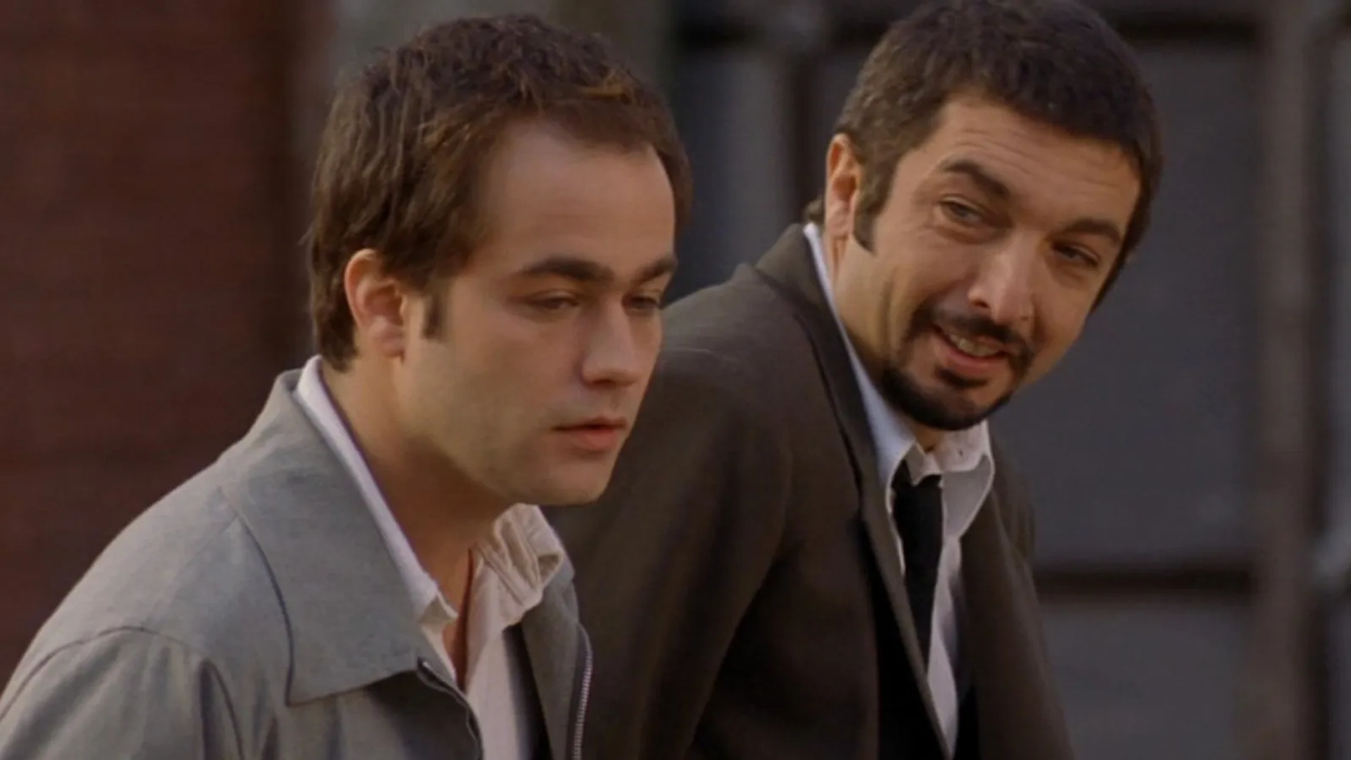 Ricardo Darín and Gastón Pauls in Nine Queens (2000)