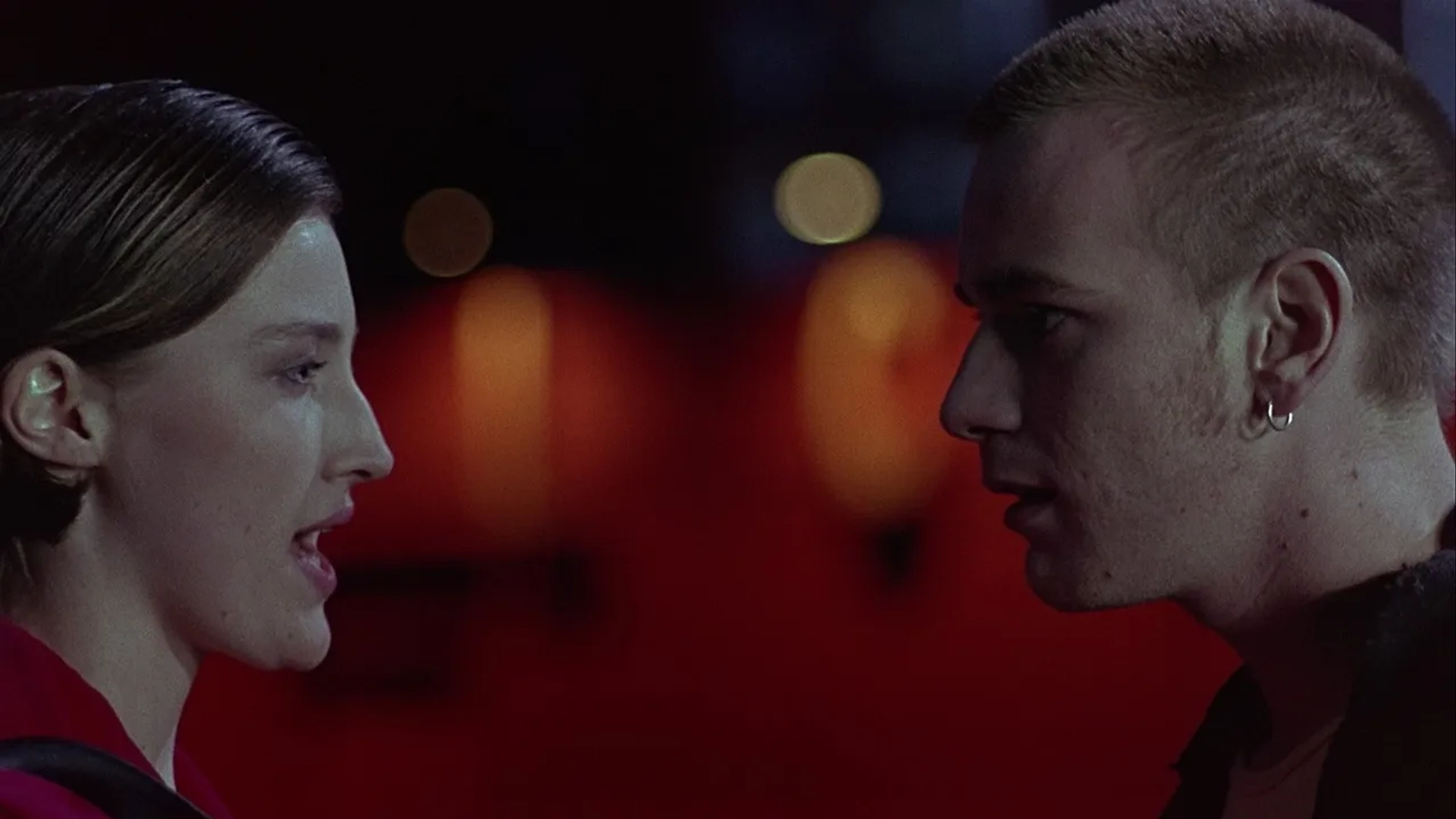 Ewan McGregor and Kelly Macdonald in Trainspotting (1996)