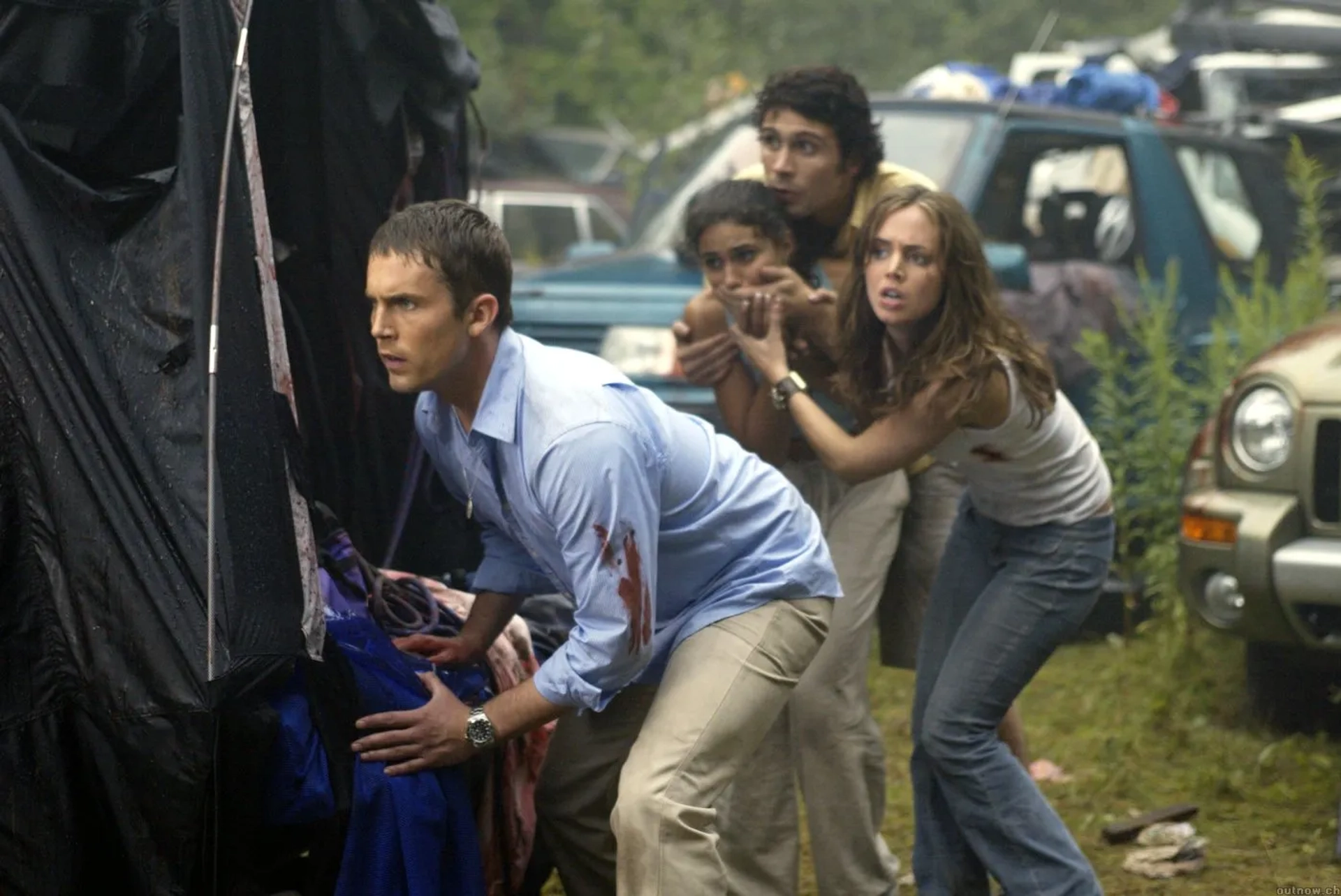 Emmanuelle Chriqui, Desmond Harrington, Jeremy Sisto, and Eliza Dushku in Wrong Turn (2003)