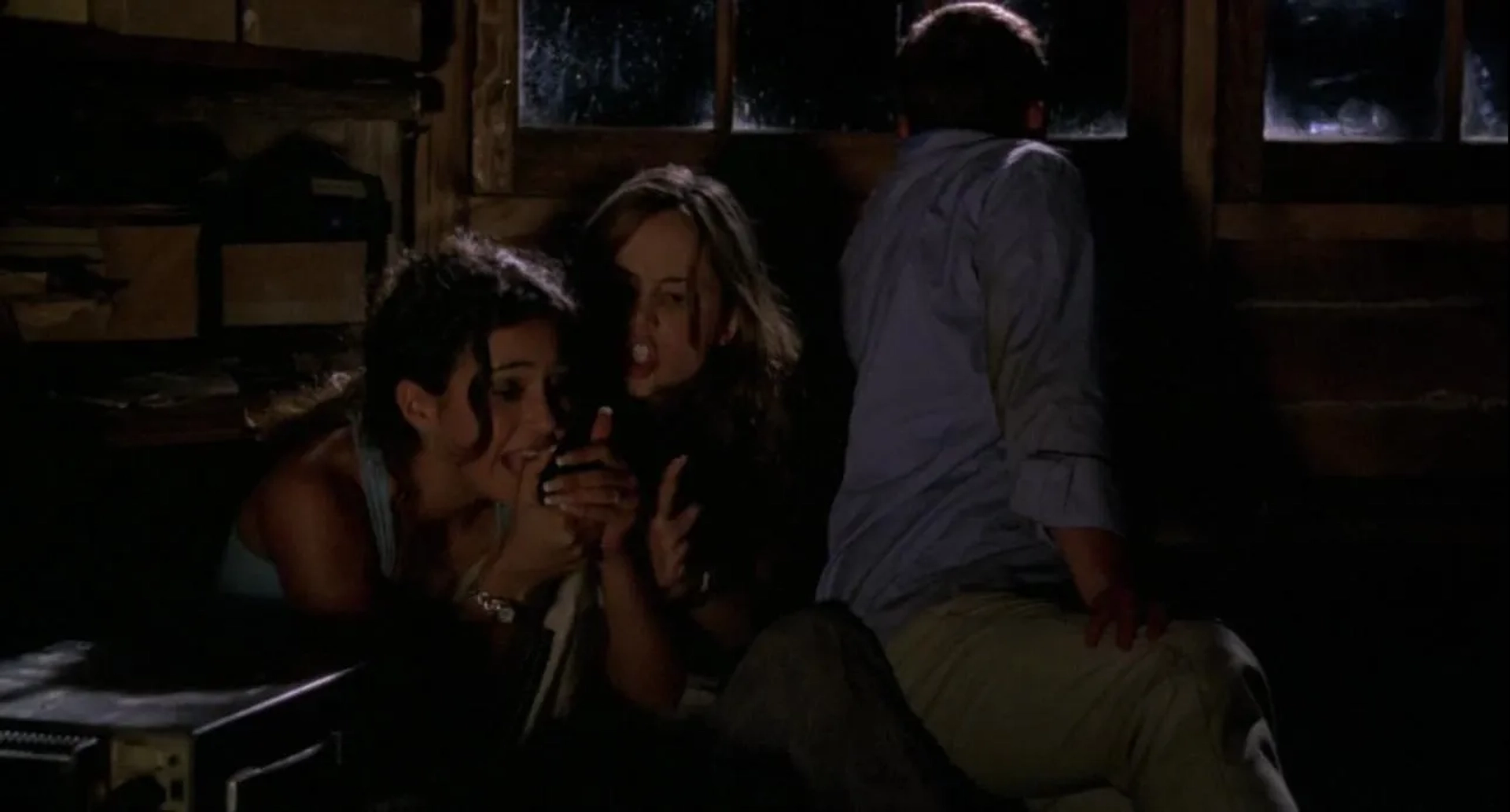 Emmanuelle Chriqui, Desmond Harrington, and Eliza Dushku in Wrong Turn (2003)