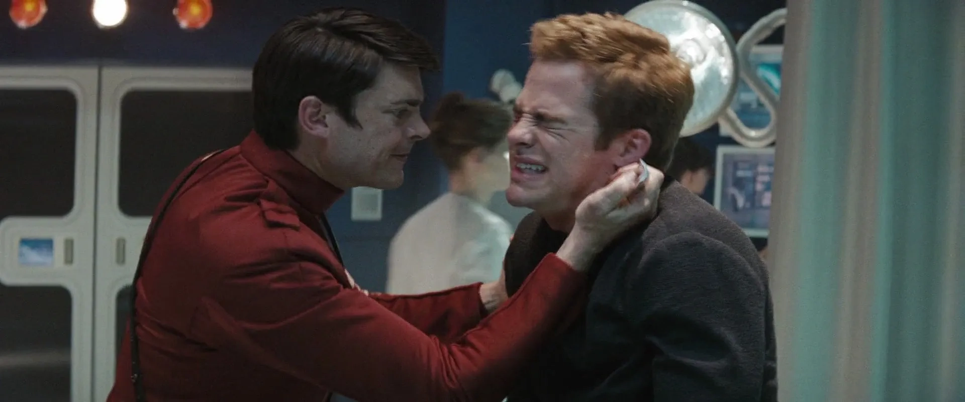 Karl Urban and Chris Pine in Star Trek (2009)