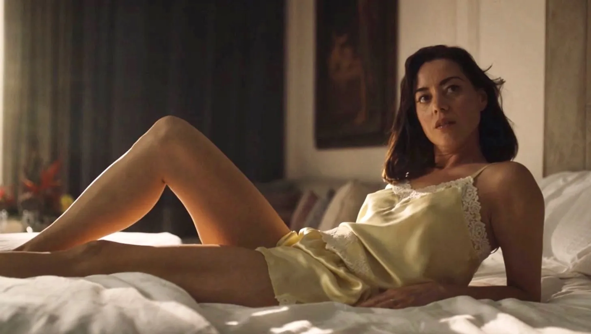 Aubrey Plaza in The White Lotus (2021)