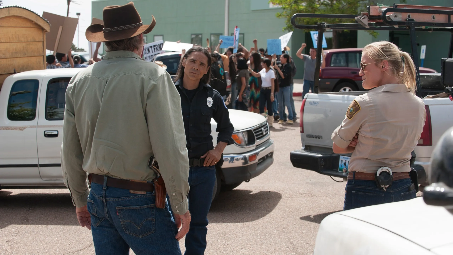 Zahn McClarnon, Katee Sackhoff, and Robert Taylor in Longmire (2012)