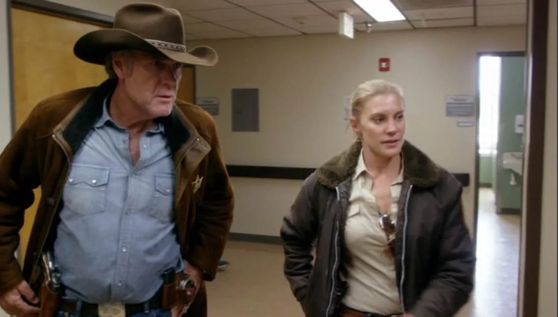 Katee Sackhoff and Robert Taylor in Longmire (2012)