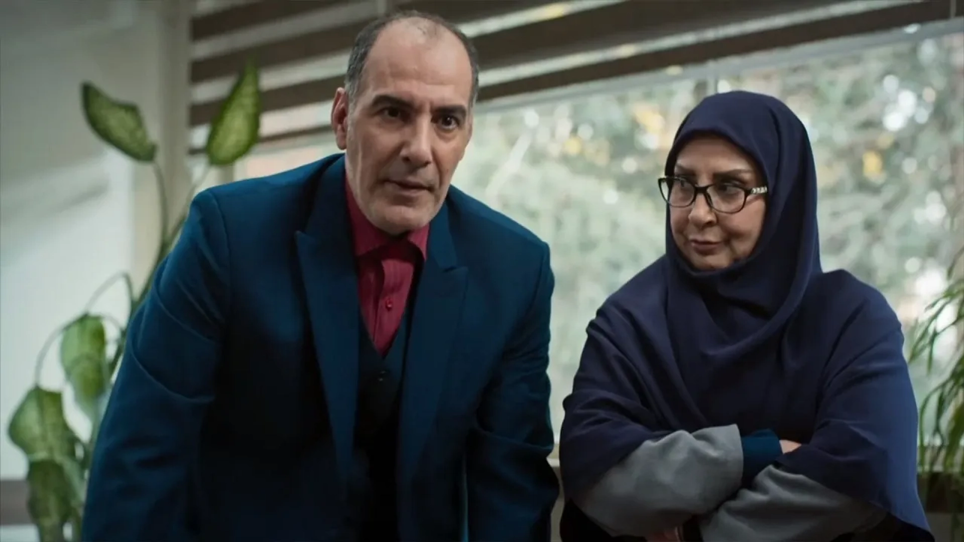 Marjaneh Golchin and Behnam Tashakkor in Antenna (2022)