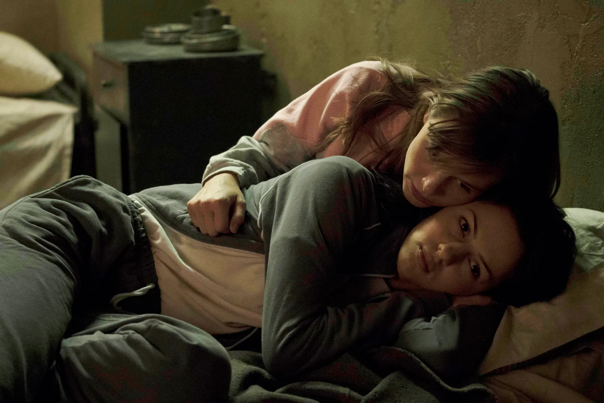 Katja Herbers and Annet Mahendru in The Americans (2013)