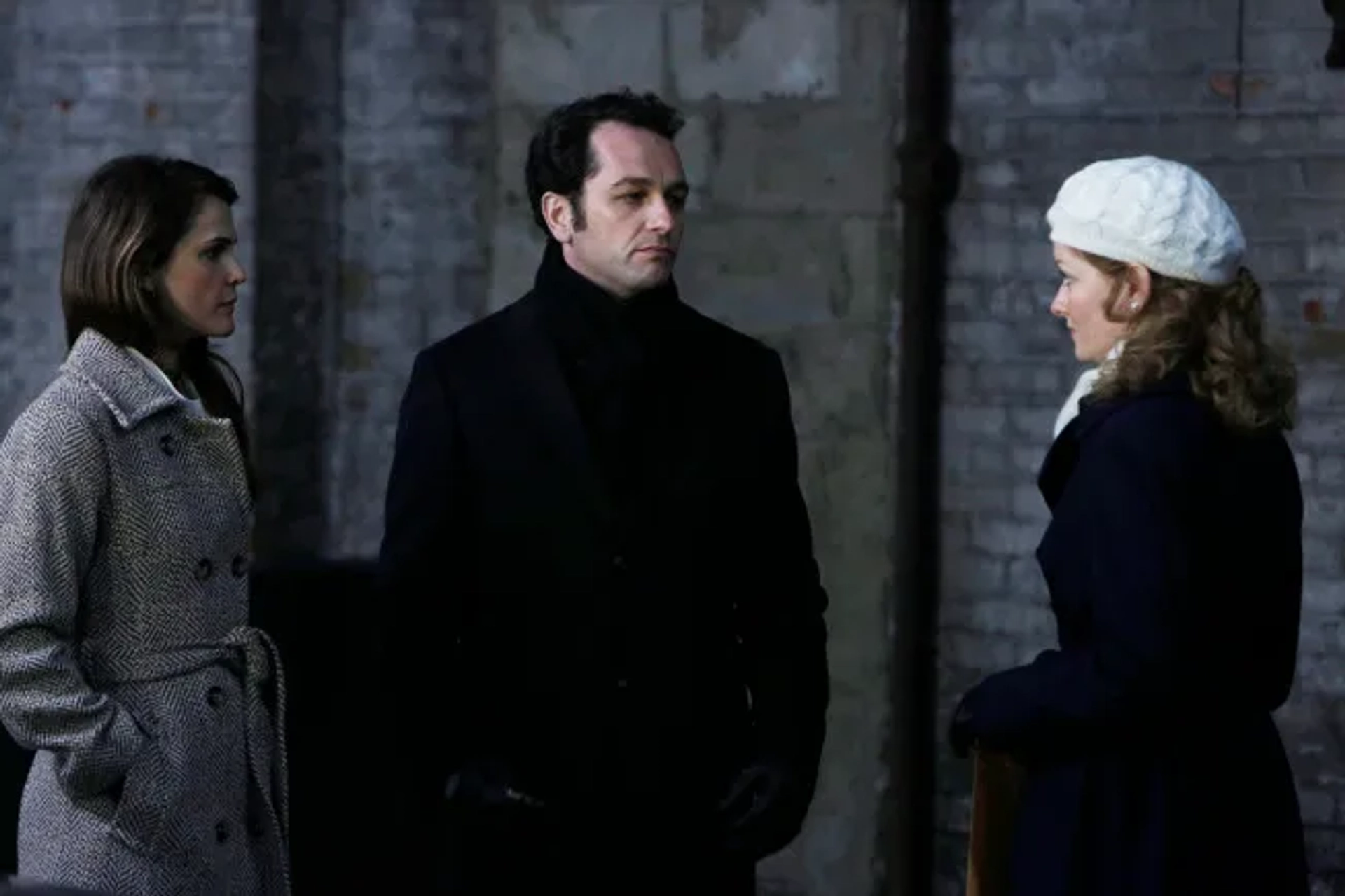 Keri Russell, Matthew Rhys, and Wrenn Schmidt in The Americans (2013)