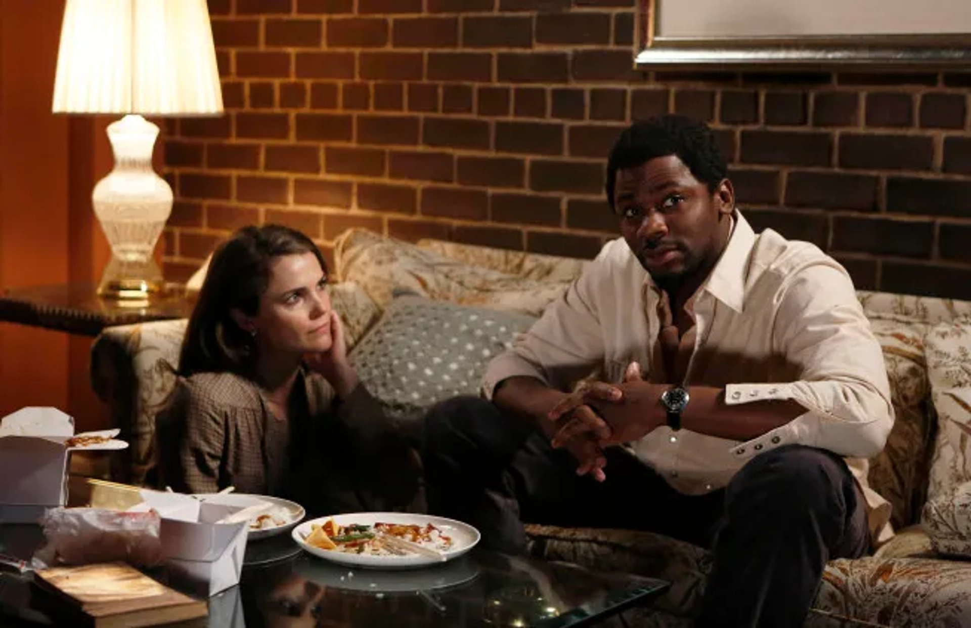 Keri Russell and Derek Luke in The Americans (2013)