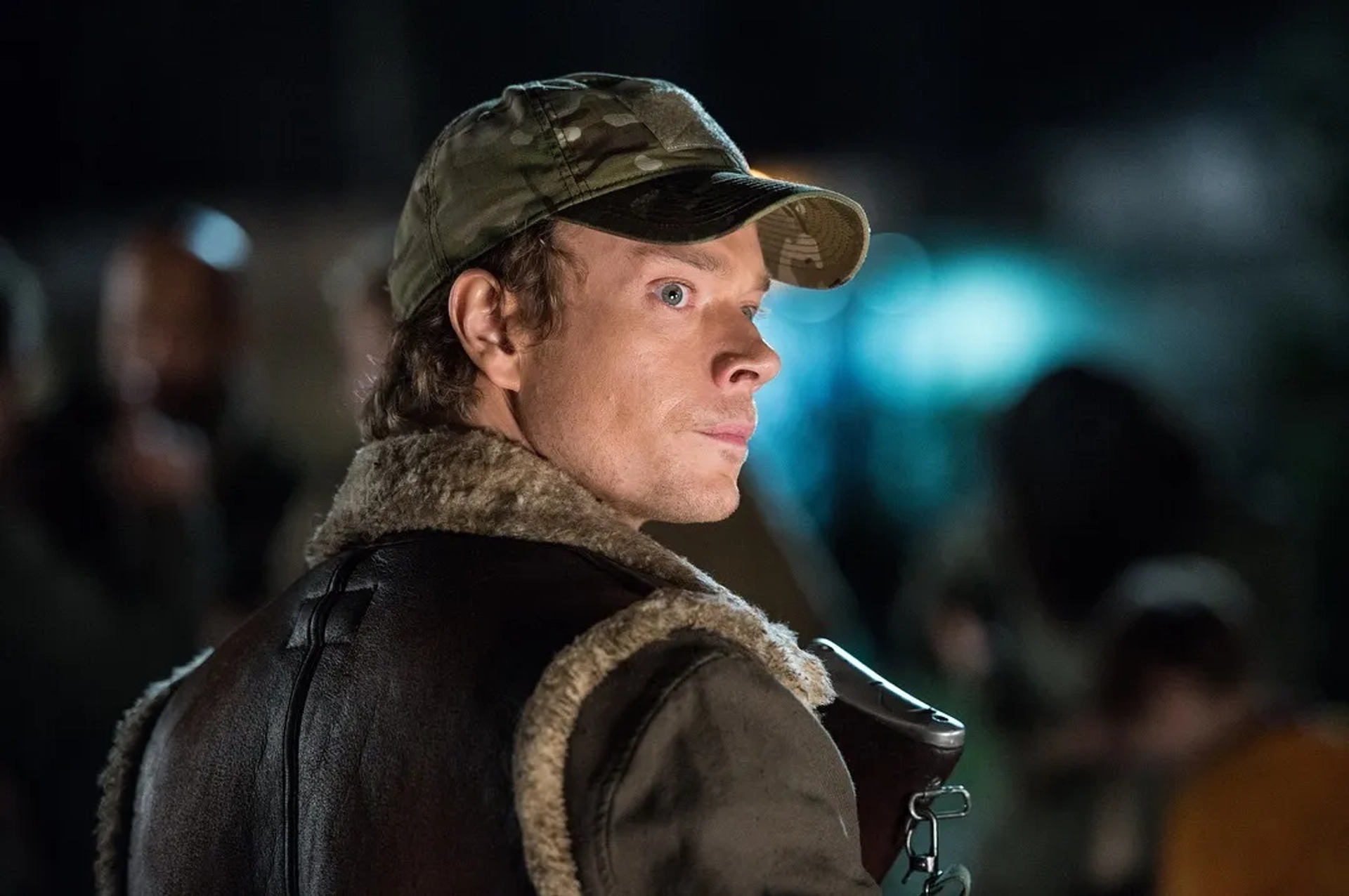 Alfie Allen in The Predator (2018)