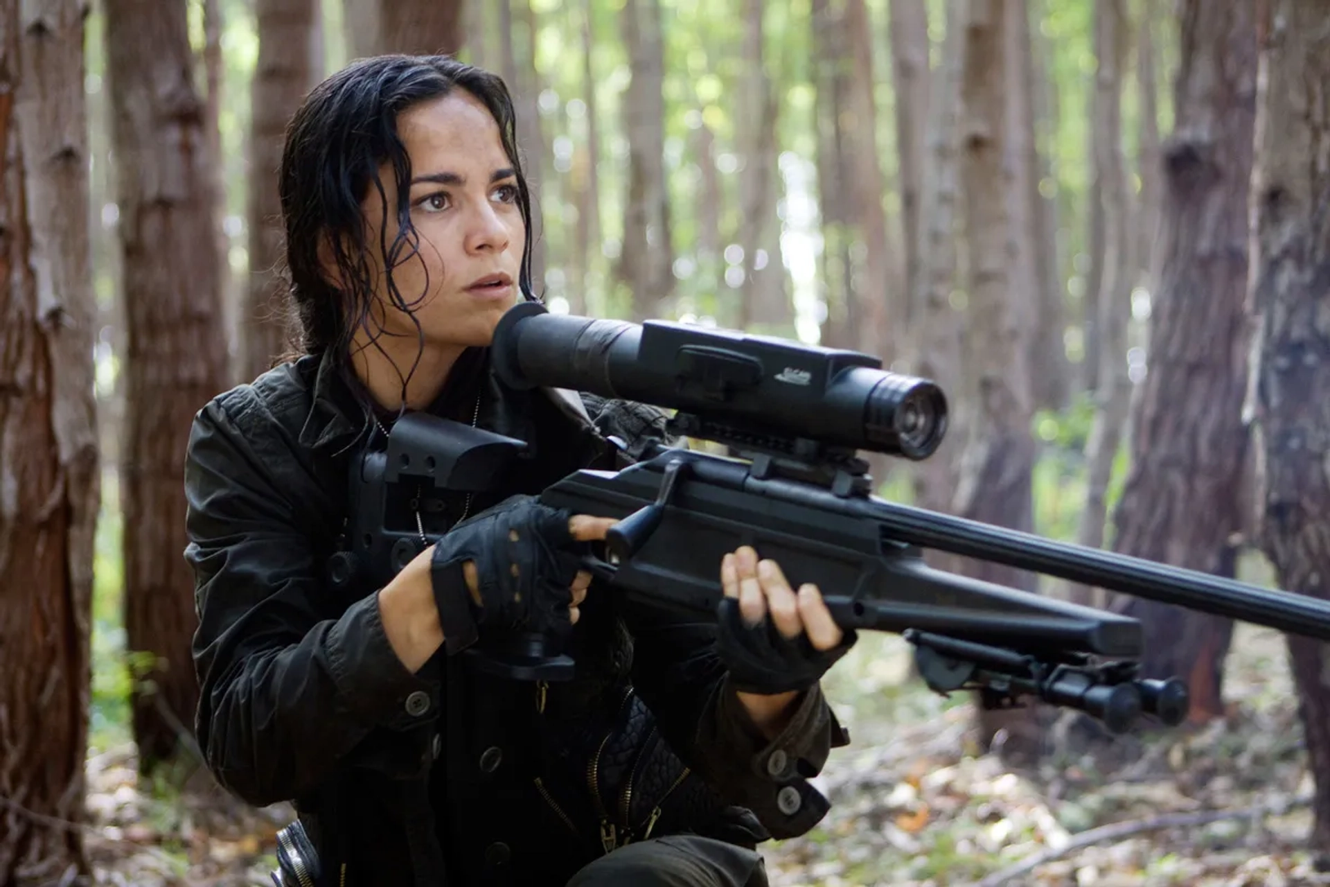 Alice Braga in Predators (2010)