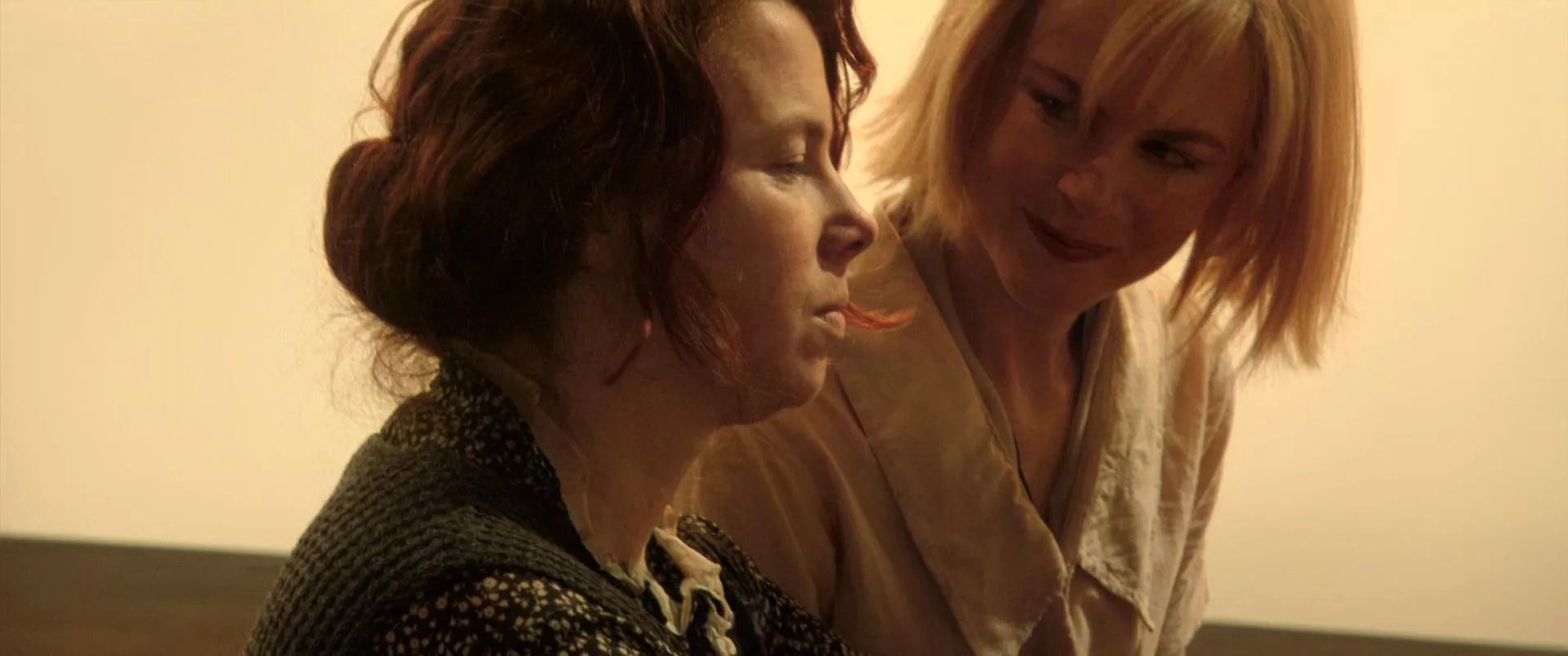 Nicole Kidman and Siobhan Fallon Hogan in Dogville (2003)