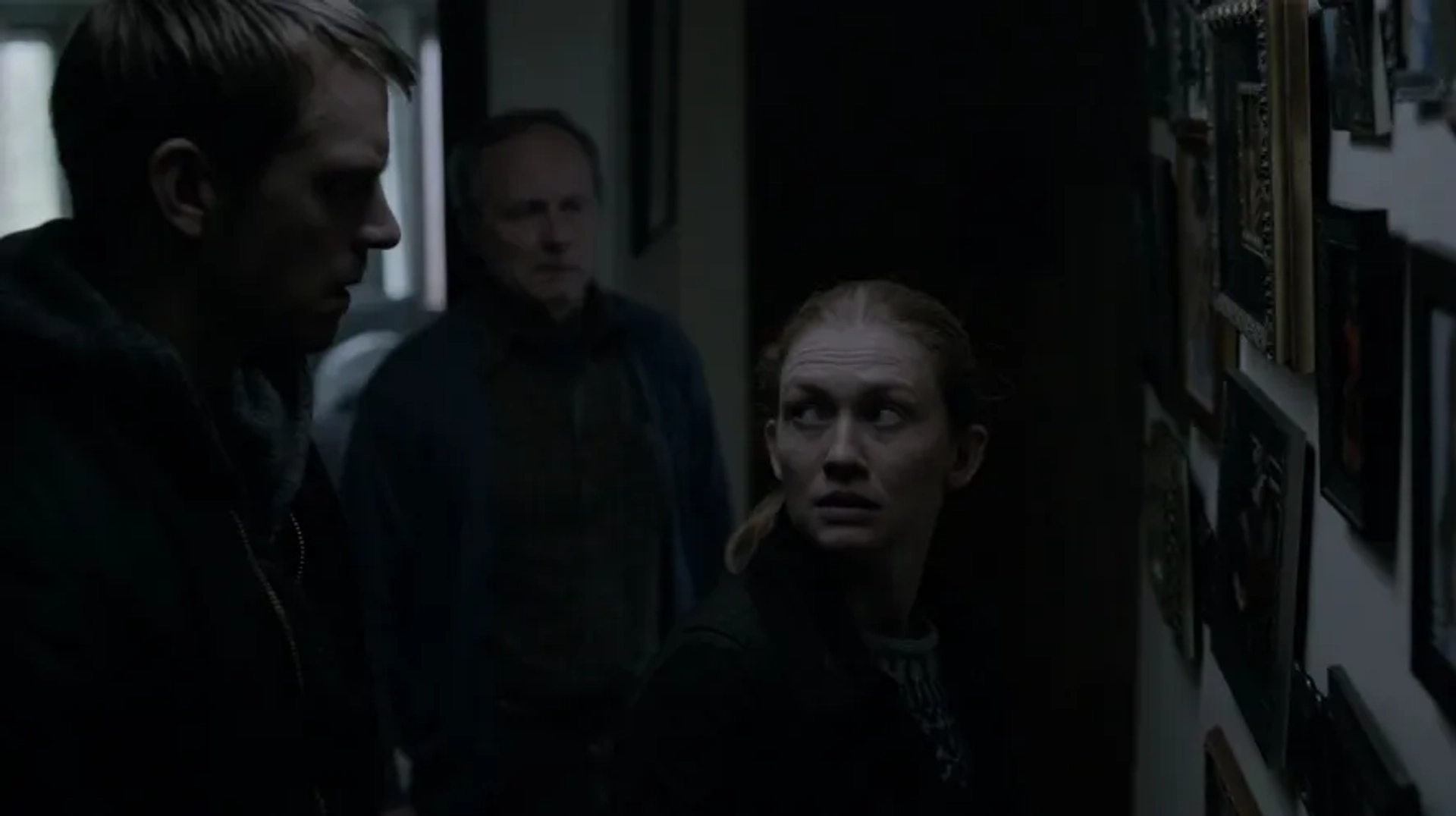 Mireille Enos and Joel Kinnaman in The Killing (2011)