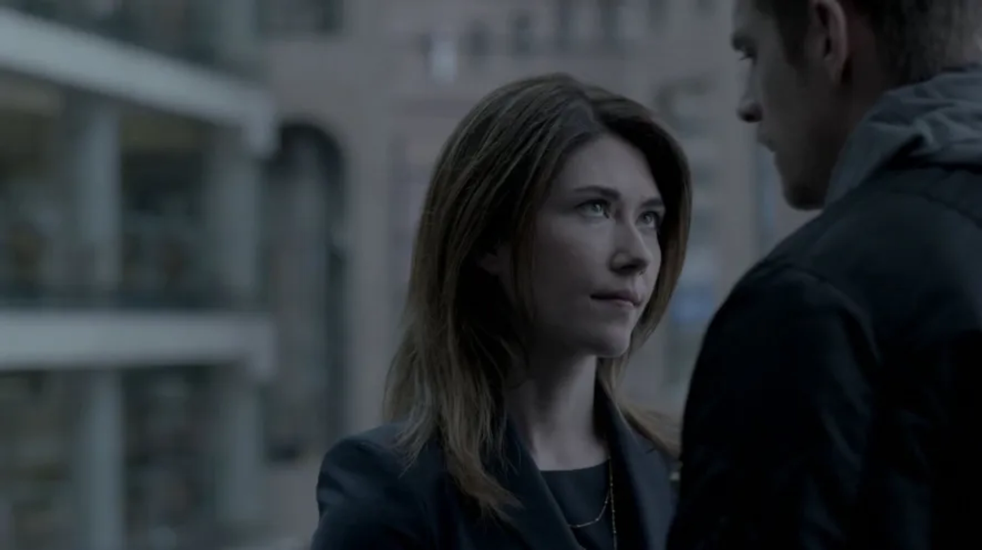 Jewel Staite and Joel Kinnaman in The Killing (2011)