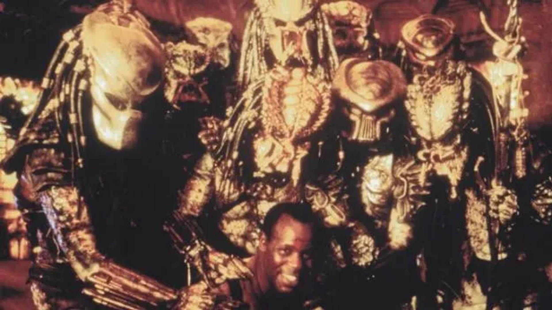 Danny Glover, Kevin Peter Hall, and Nathaniel Bellamy Jr. in Predator 2 (1990)