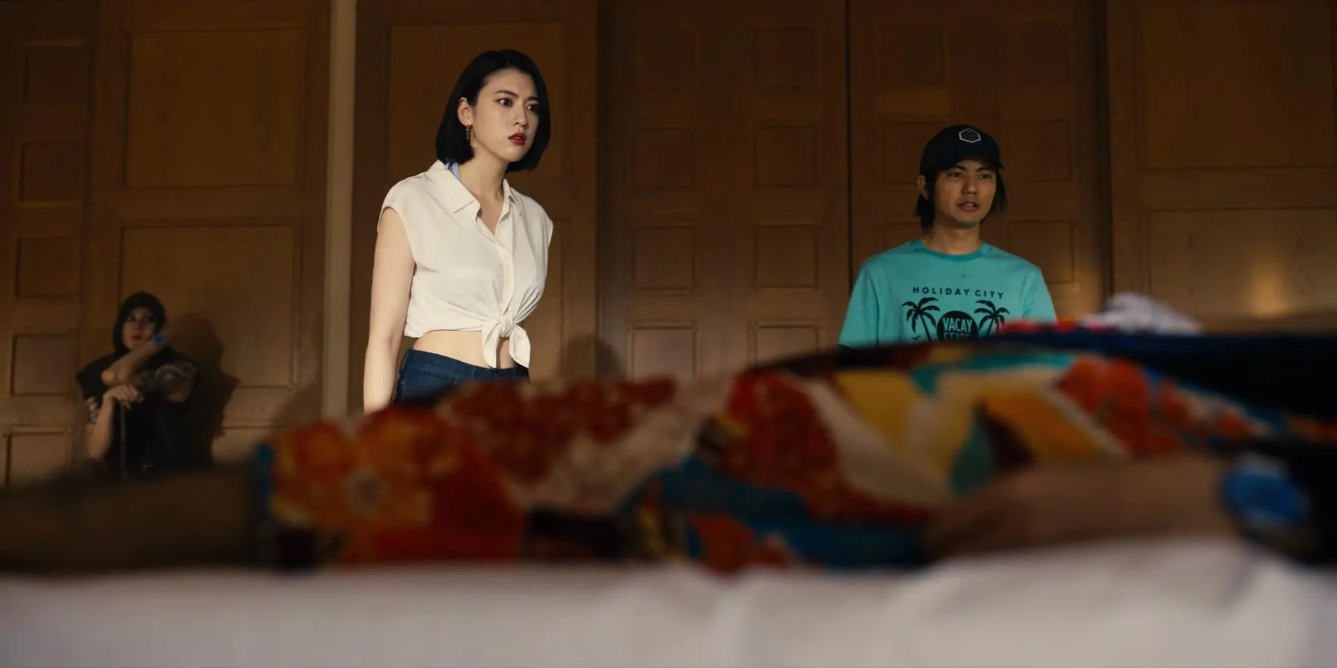 Ayaka Miyoshi and Yûtarô Watanabe in Alice in Borderland (2020)