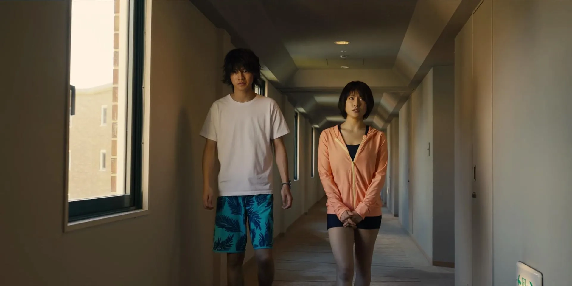 Tao Tsuchiya and Kento Yamazaki in Alice in Borderland (2020)