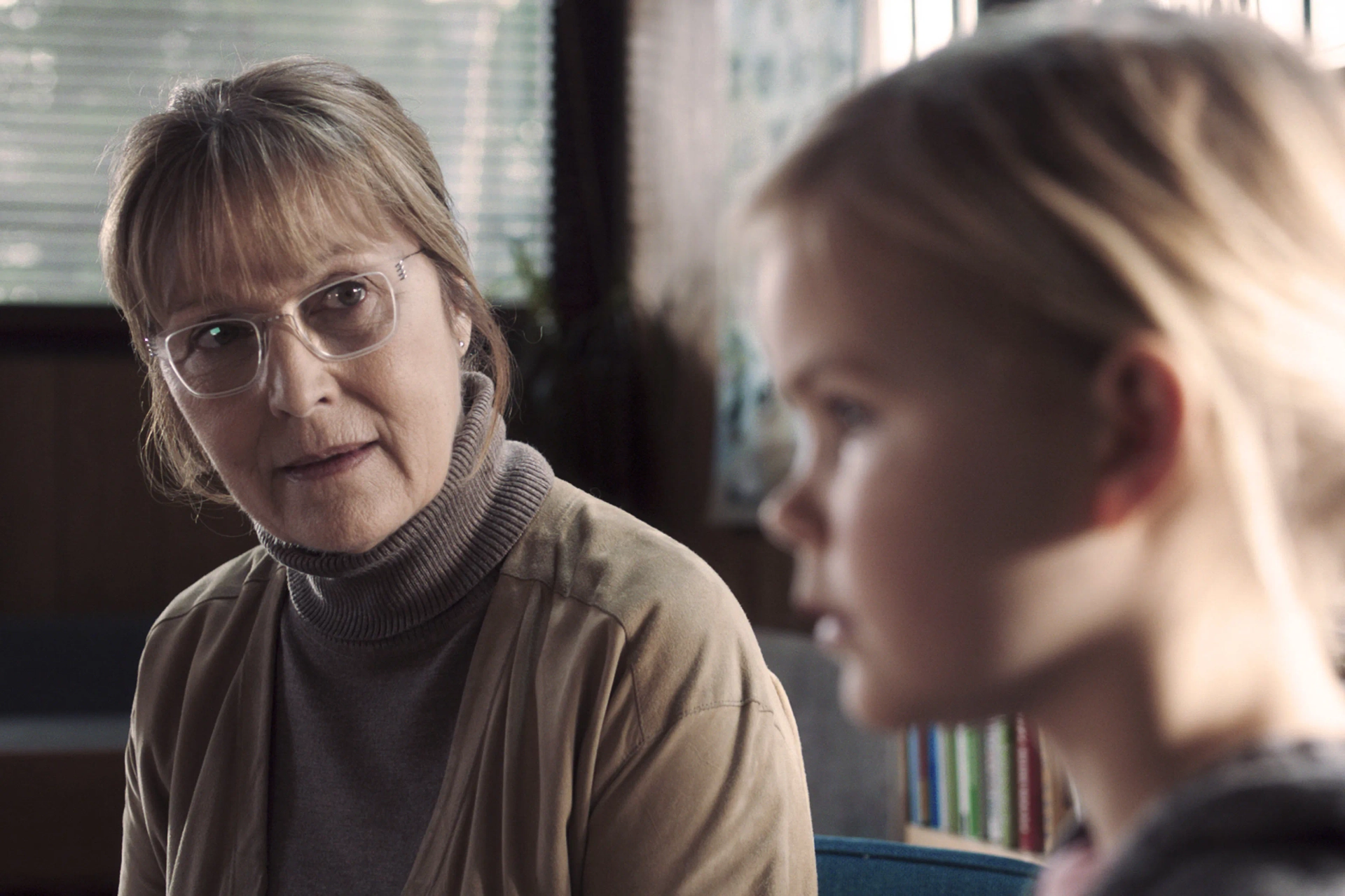 Susse Wold and Annika Wedderkopp in The Hunt (2012)