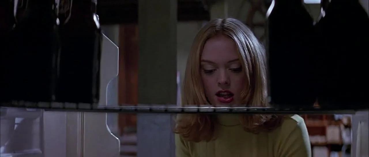 Rose McGowan in Scream (1996)