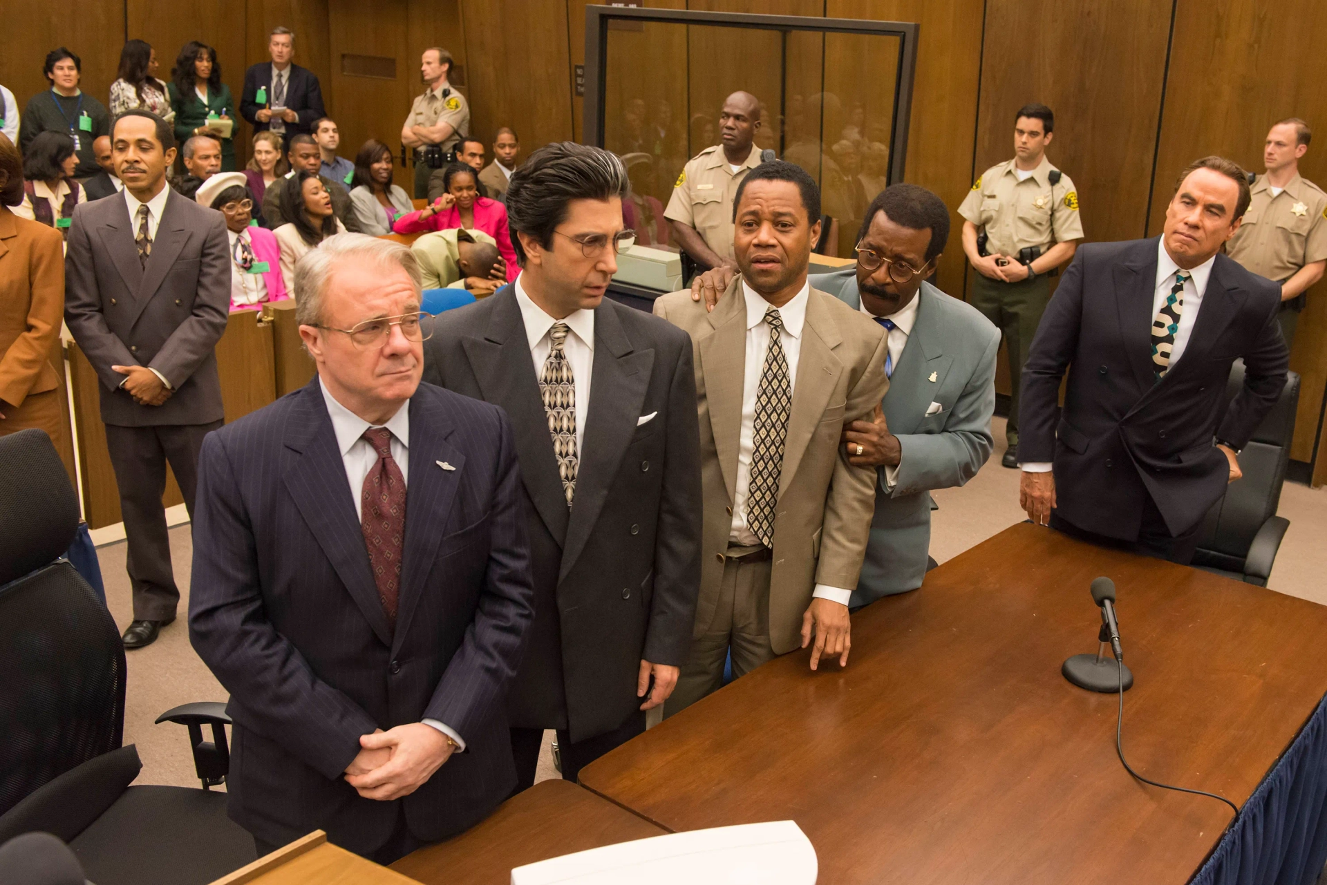 John Travolta, Cuba Gooding Jr., Nathan Lane, David Schwimmer, Dale Godboldo, and Courtney B. Vance in American Crime Story (2016)