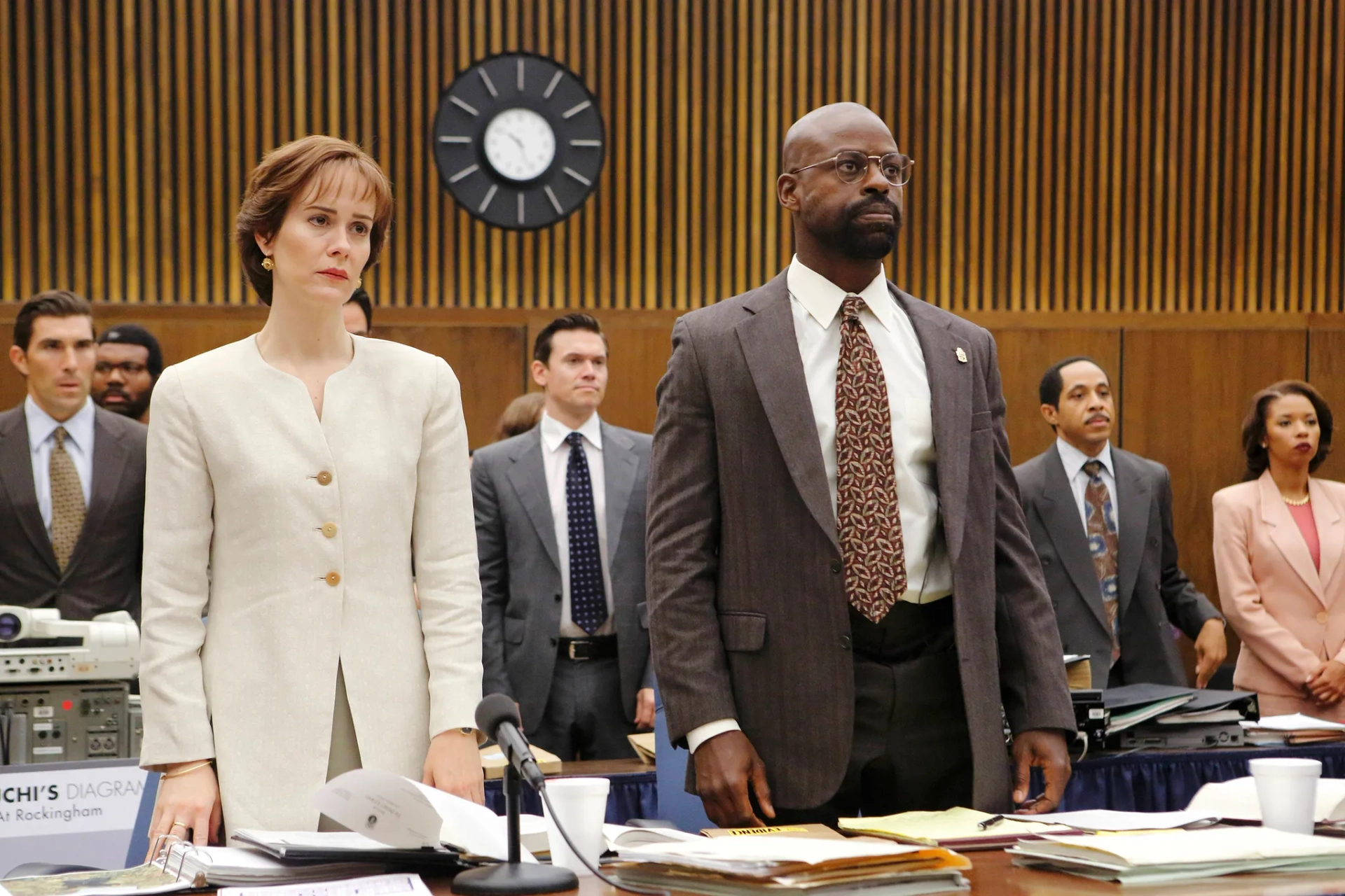 Dale Godboldo, Sarah Paulson, Sterling K. Brown, and Angel Parker in American Crime Story (2016)