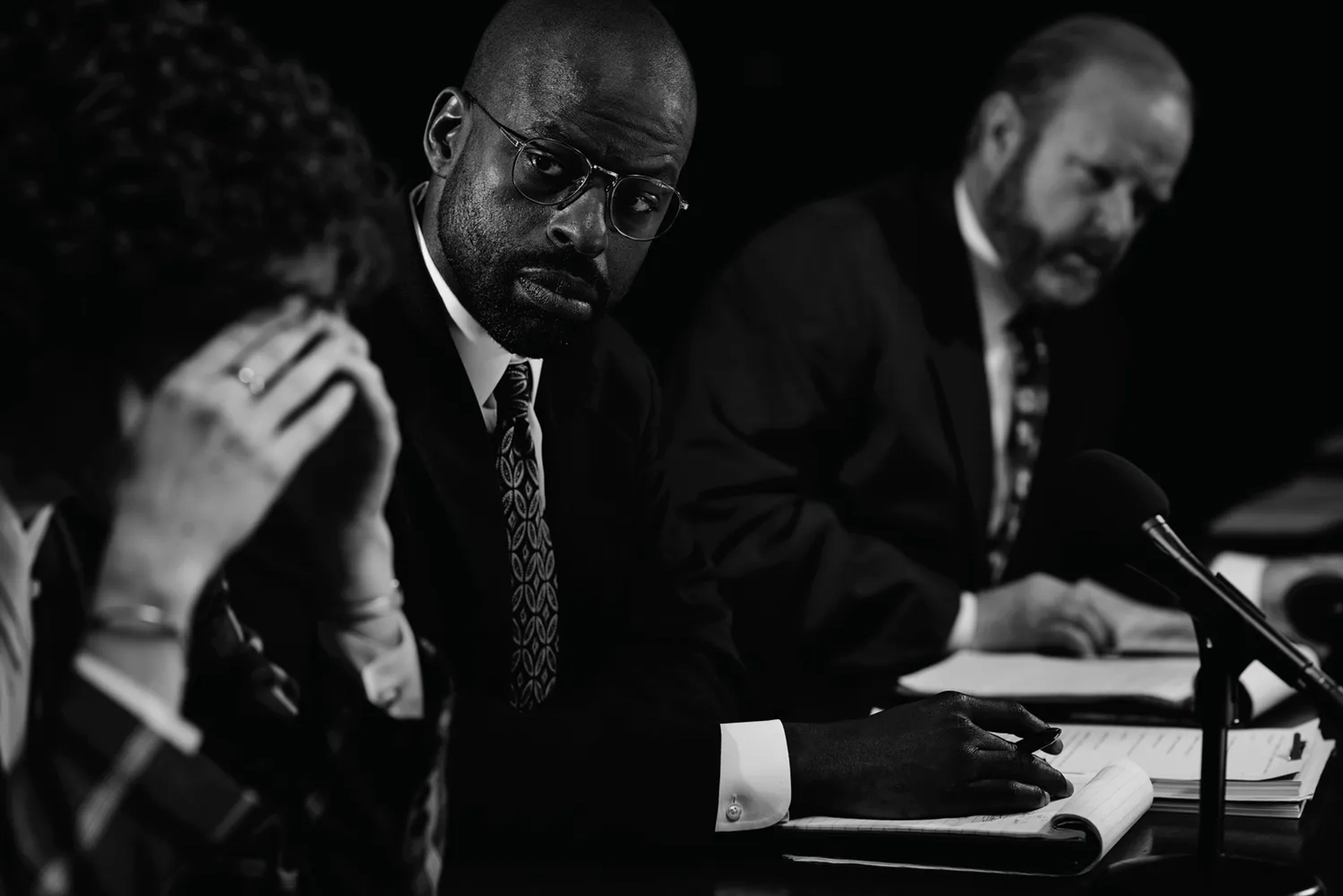 Sarah Paulson, Christian Clemenson, and Sterling K. Brown in American Crime Story (2016)