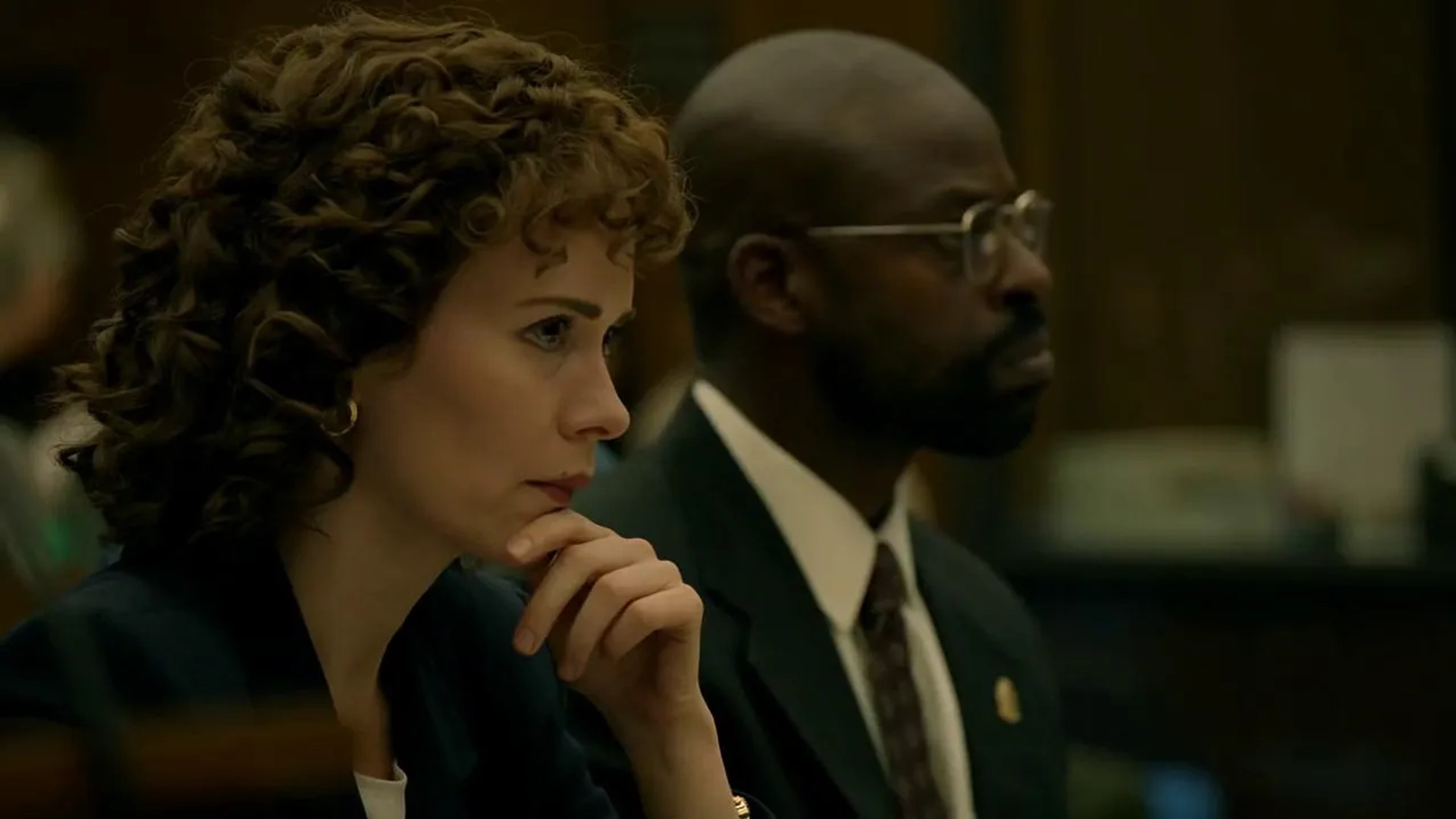 Sarah Paulson and Sterling K. Brown in American Crime Story (2016)