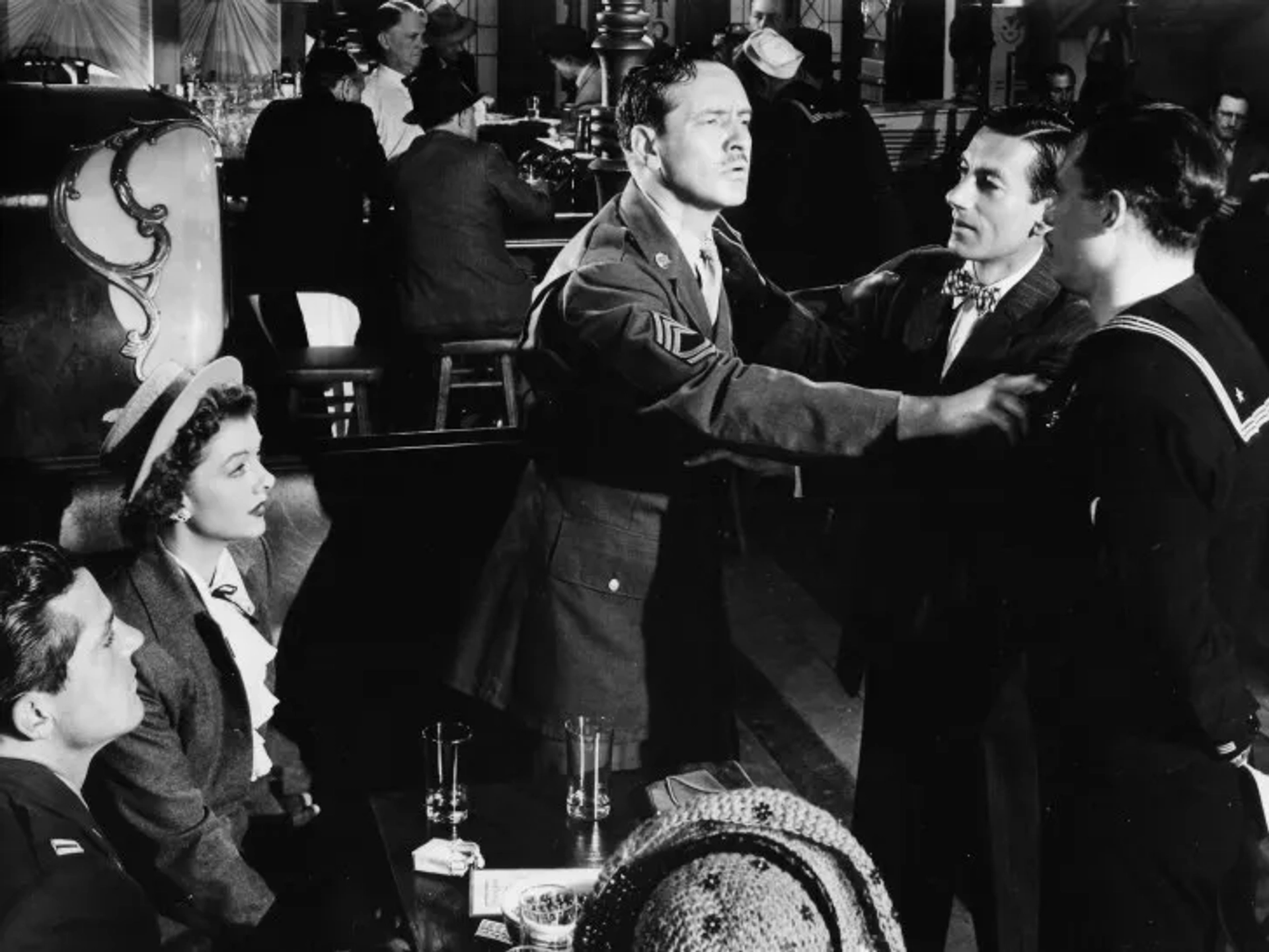 Dana Andrews, Myrna Loy, Hoagy Carmichael, Fredric March, and Harold Russell in The Best Years of Our Lives (1946)