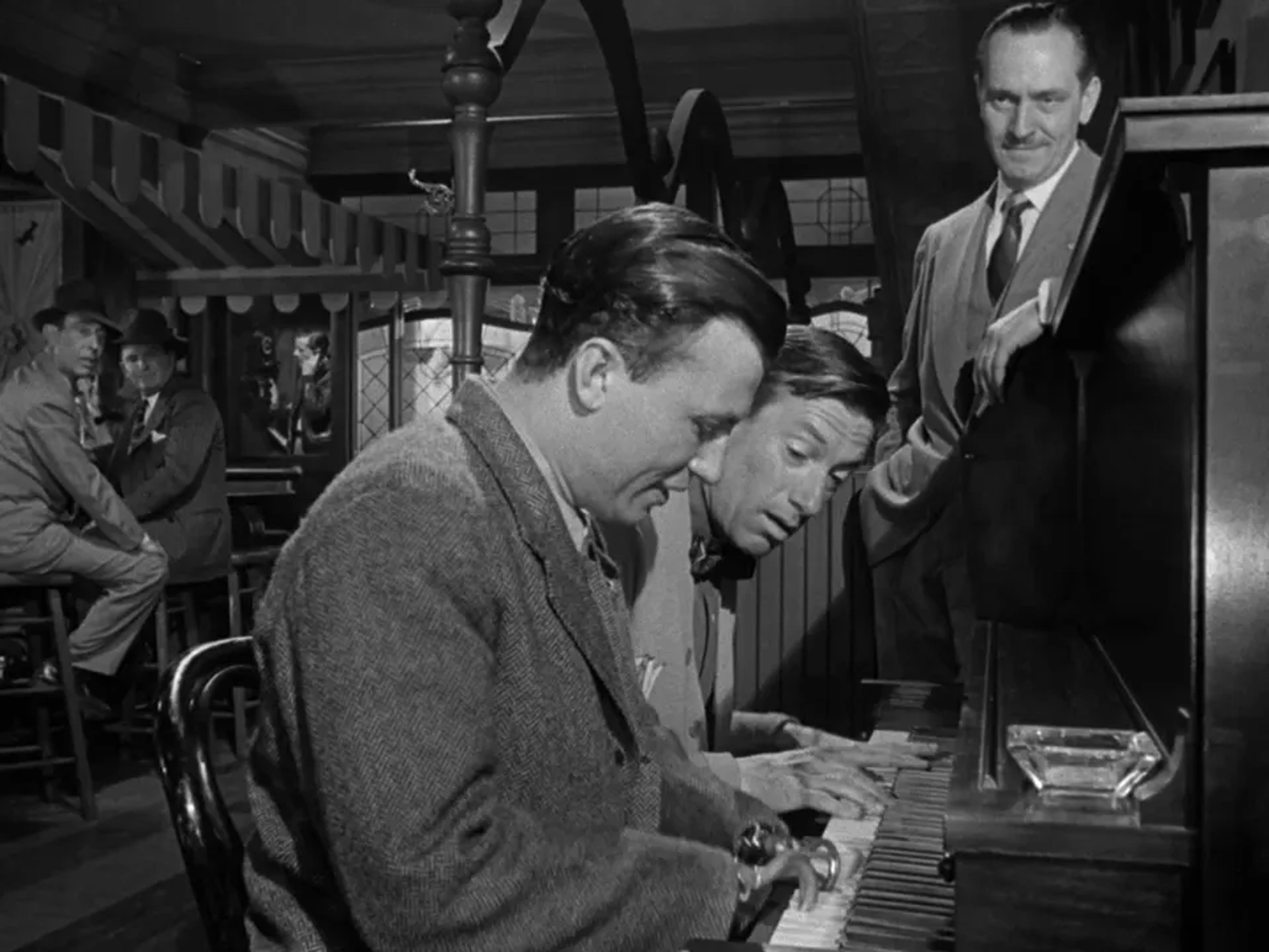 Hoagy Carmichael, Fredric March, and Harold Russell in The Best Years of Our Lives (1946)