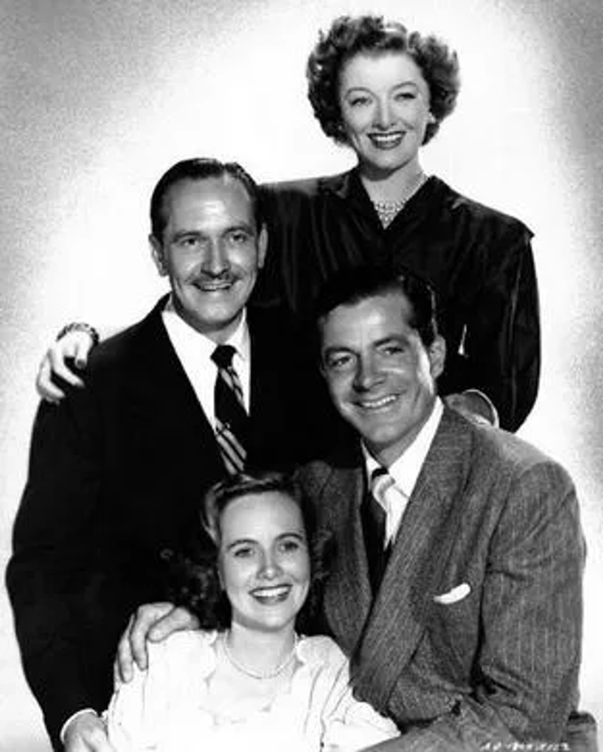 Dana Andrews, Myrna Loy, Fredric March, and Teresa Wright in The Best Years of Our Lives (1946)