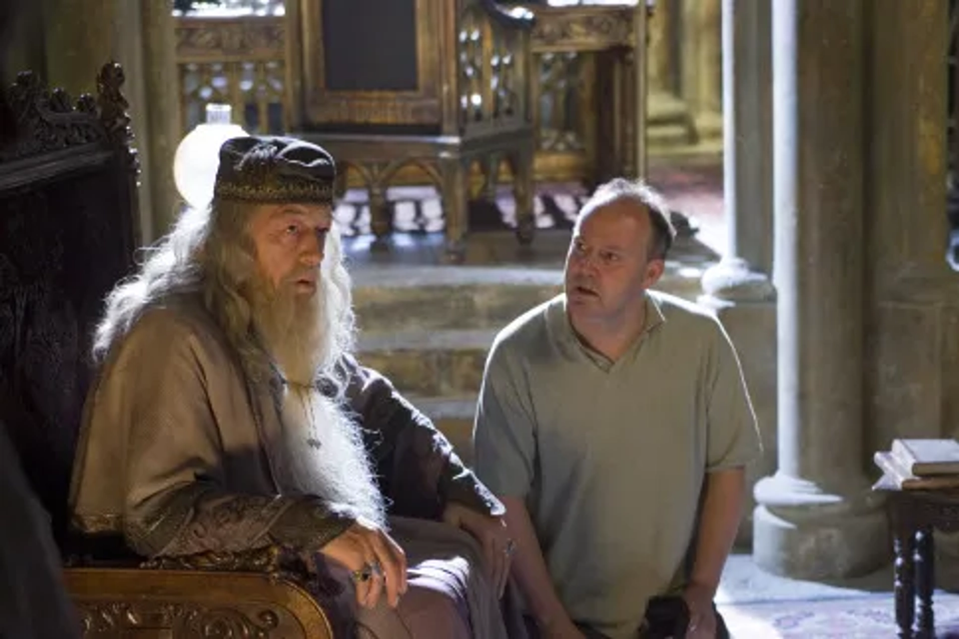 Michael Gambon and David Yates in Harry Potter and the Order of the Phoenix (2007)