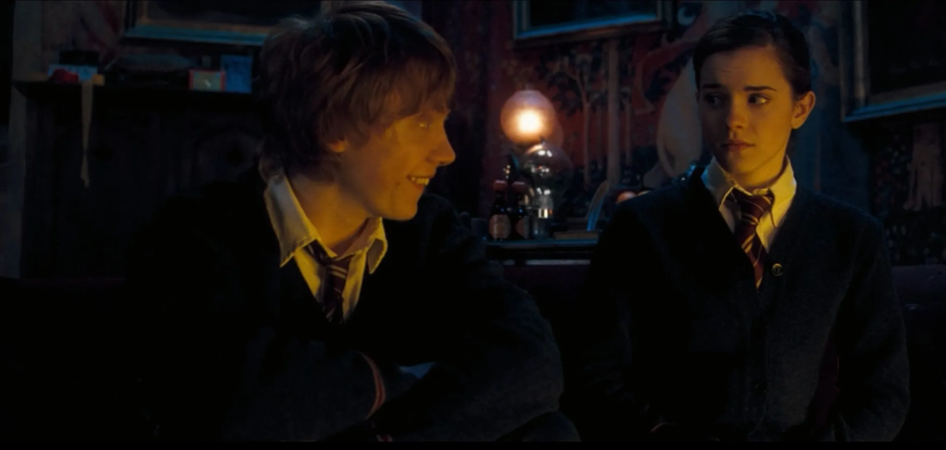 Rupert Grint and Emma Watson in Harry Potter and the Order of the Phoenix (2007)