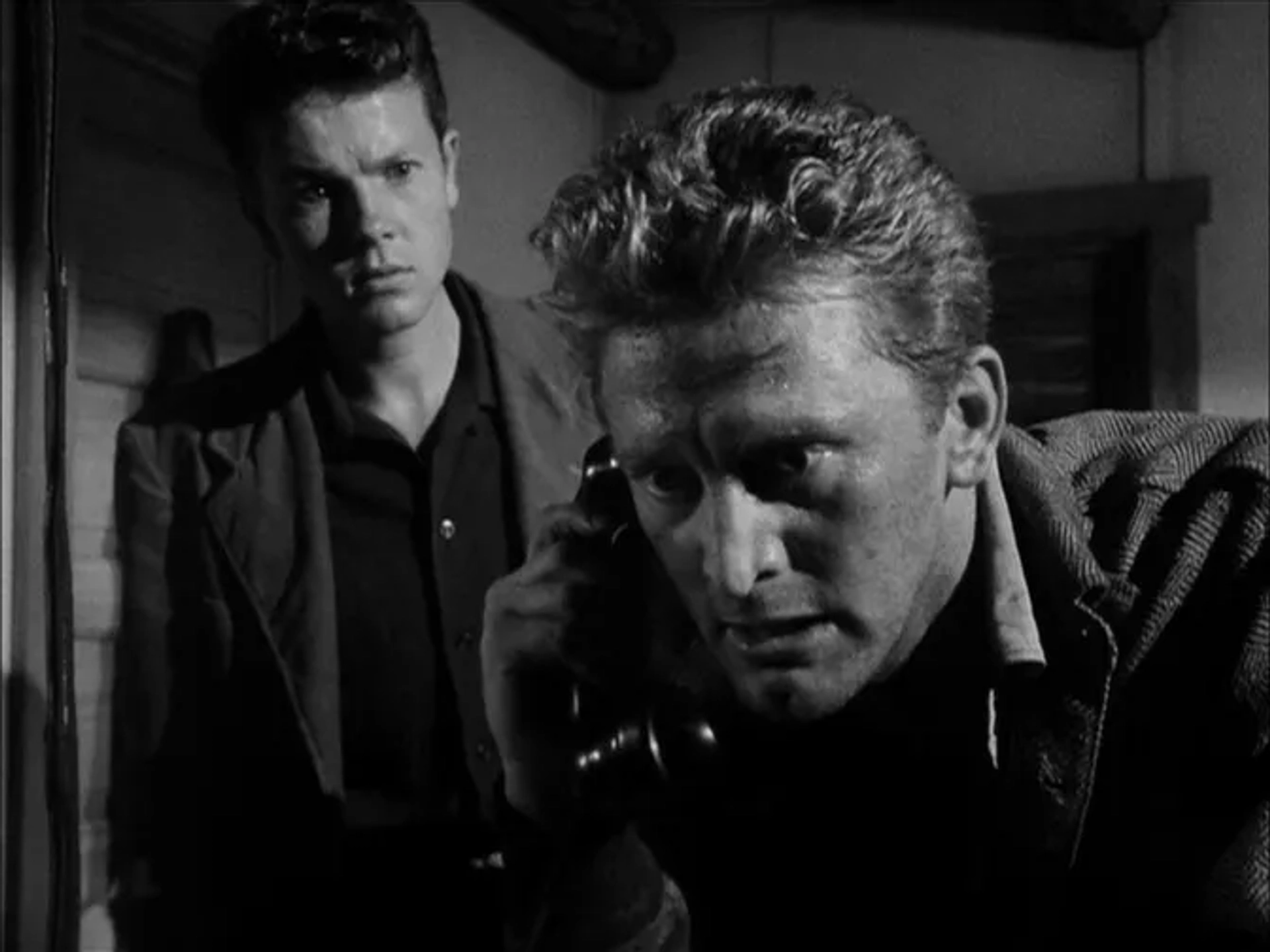 Kirk Douglas and Robert Arthur in Ace in the Hole (1951)