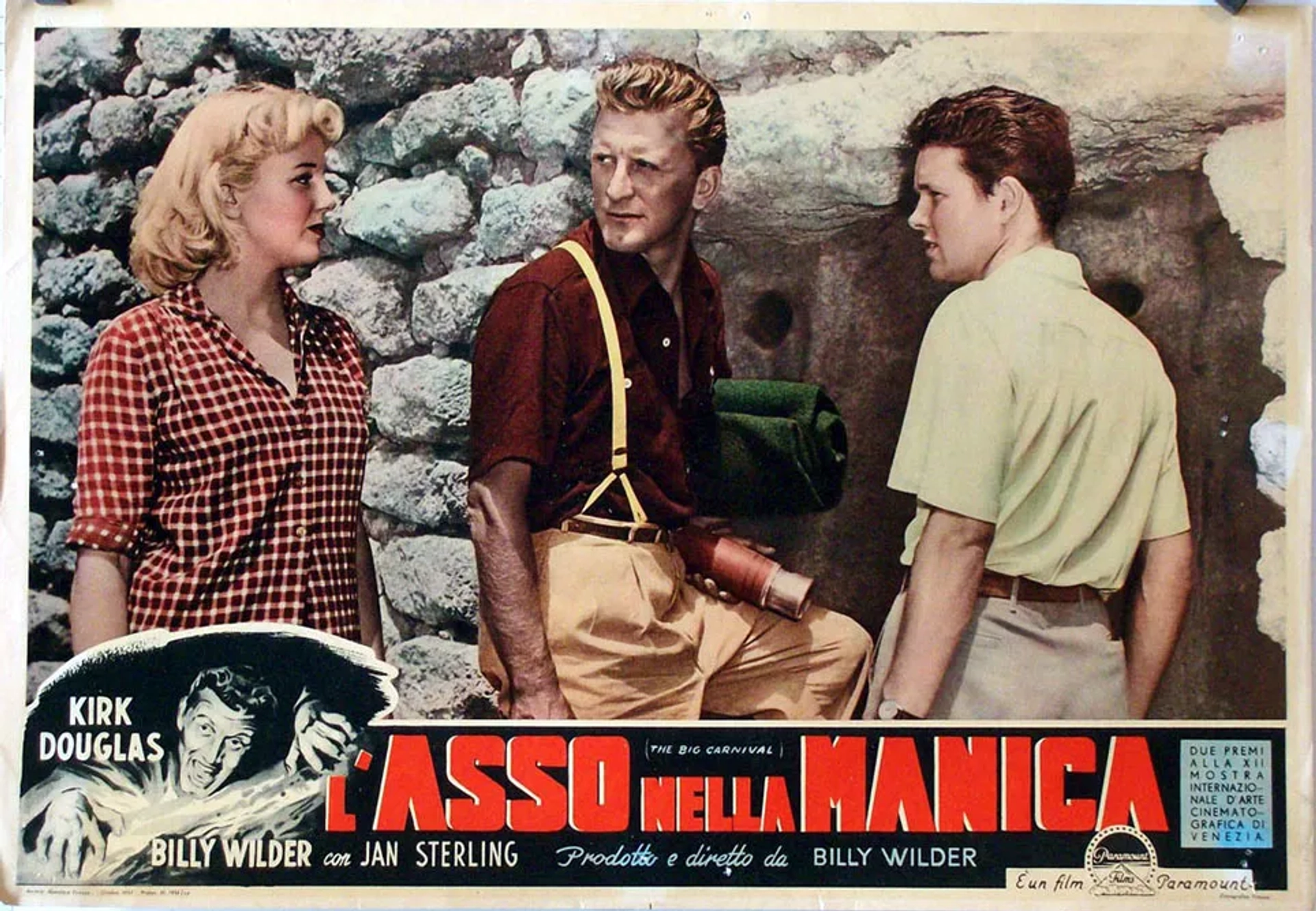 Kirk Douglas, Jan Sterling, and Robert Arthur in Ace in the Hole (1951)