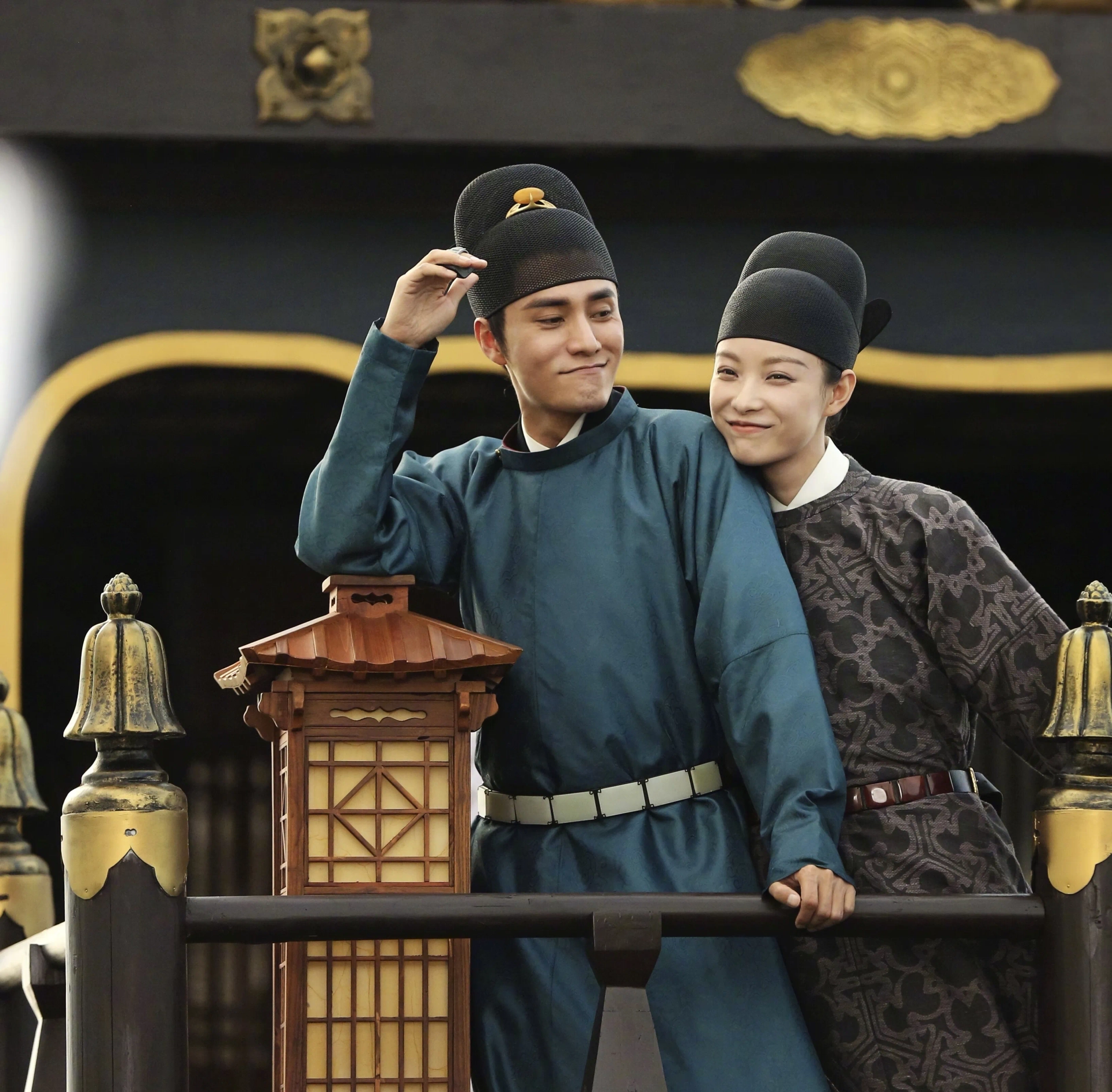 Kun Chen and Ni Ni in The Rise of Phoenixes (2018)