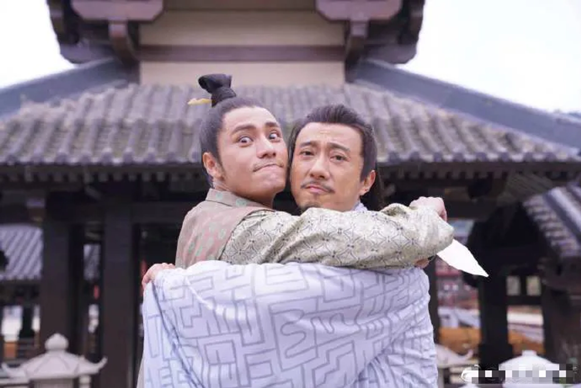 Lixin Zhao and Kun Chen in The Rise of Phoenixes (2018)