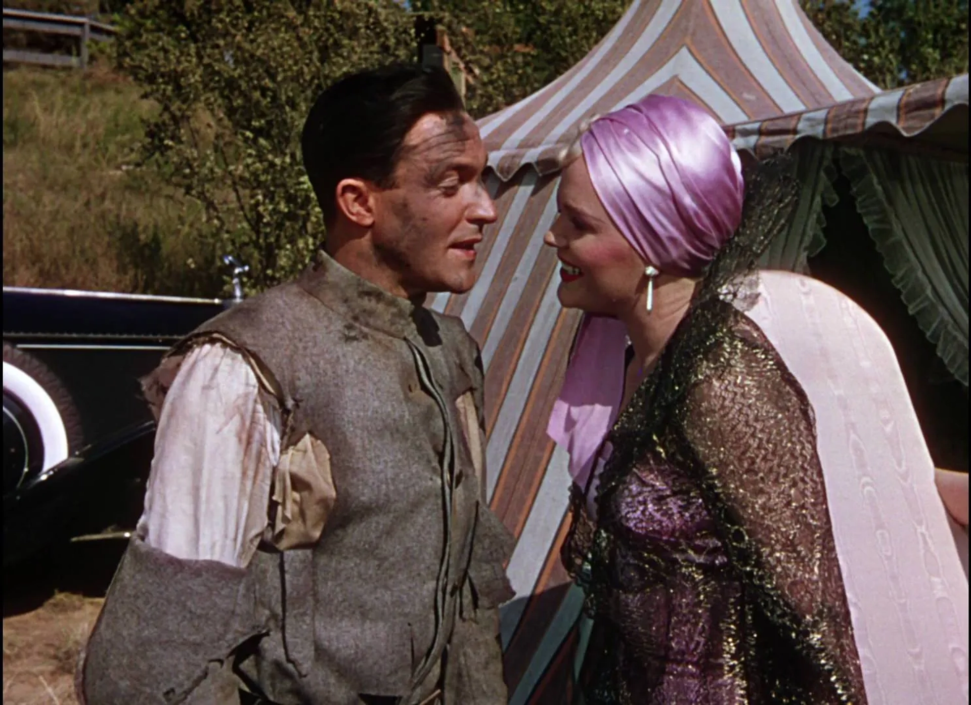 Gene Kelly and Jean Hagen in Singin' in the Rain (1952)
