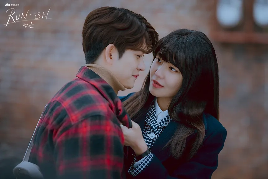 Sooyoung Choi and Kang Tae-oh in Run On (2020)