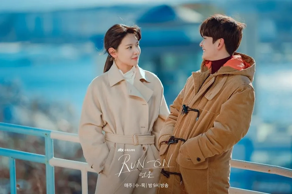 Sooyoung Choi and Kang Tae-oh in Run On (2020)