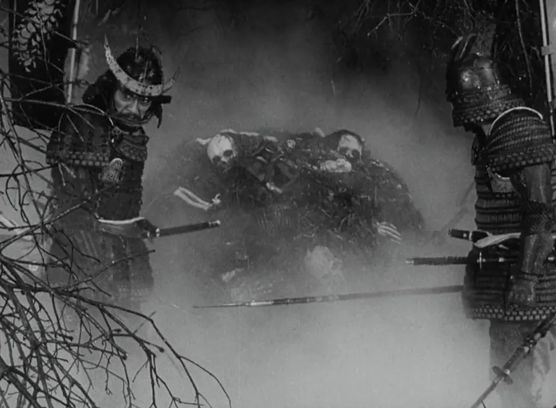 Toshirô Mifune and Akira Kubo in Throne of Blood (1957)