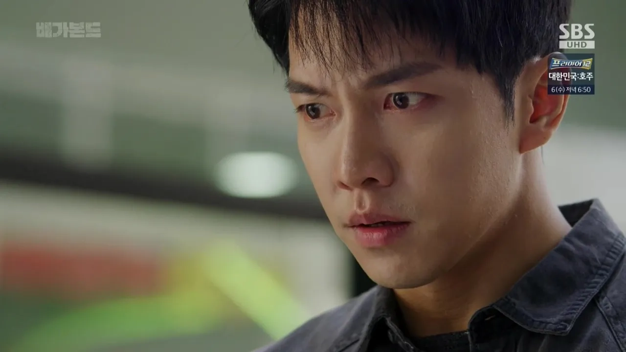 Lee Seung-gi in Vagabond: Episode #1.13 (2019)