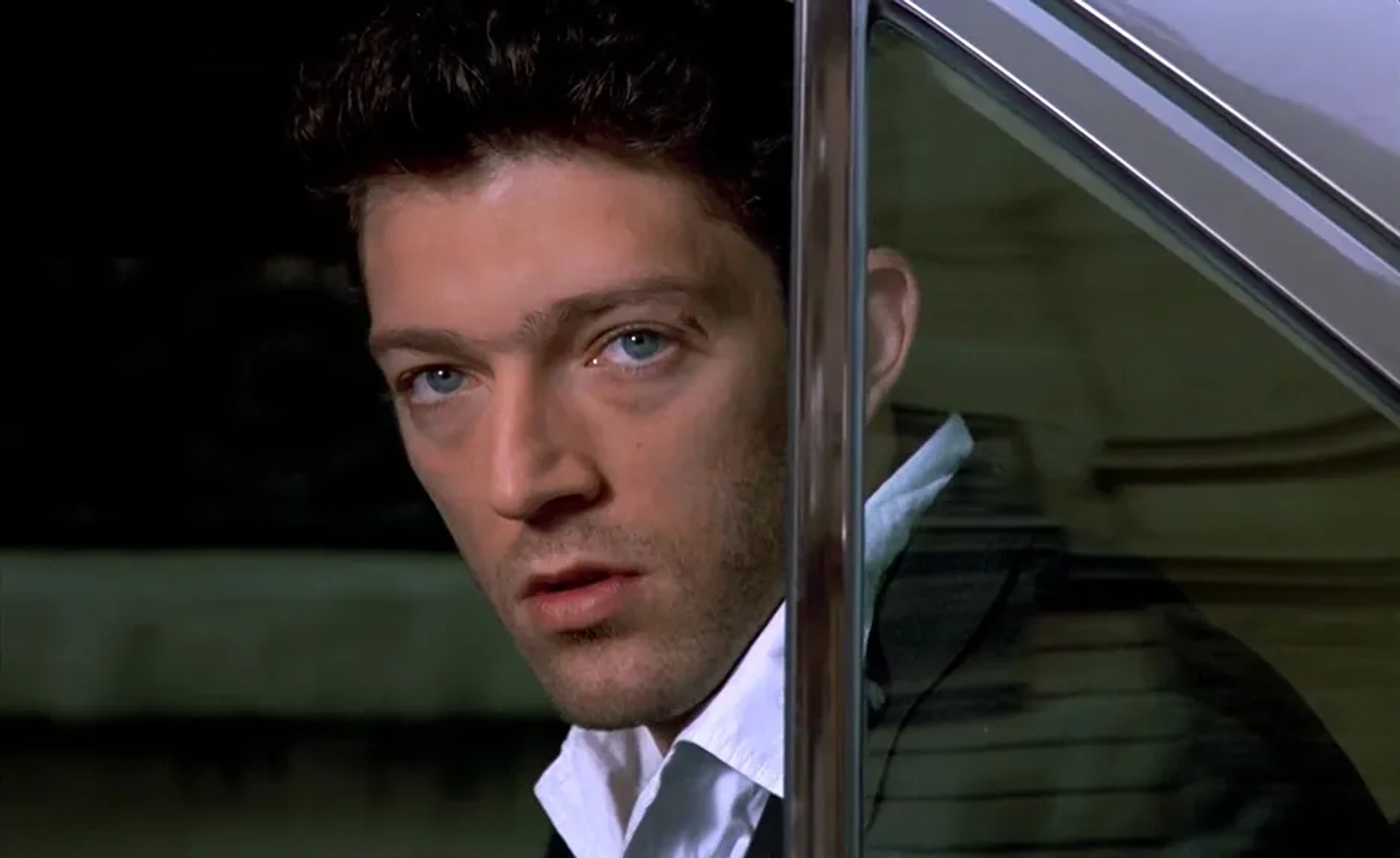 Vincent Cassel in The Apartment (1996)