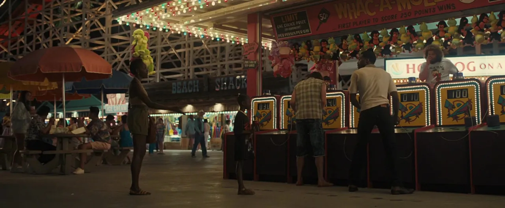 Madison Curry, Anna Diop, and Yahya Abdul-Mateen II in Us (2019)