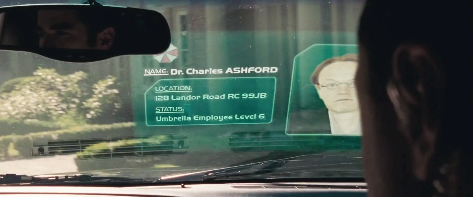 Jared Harris in Resident Evil: Apocalypse (2004)