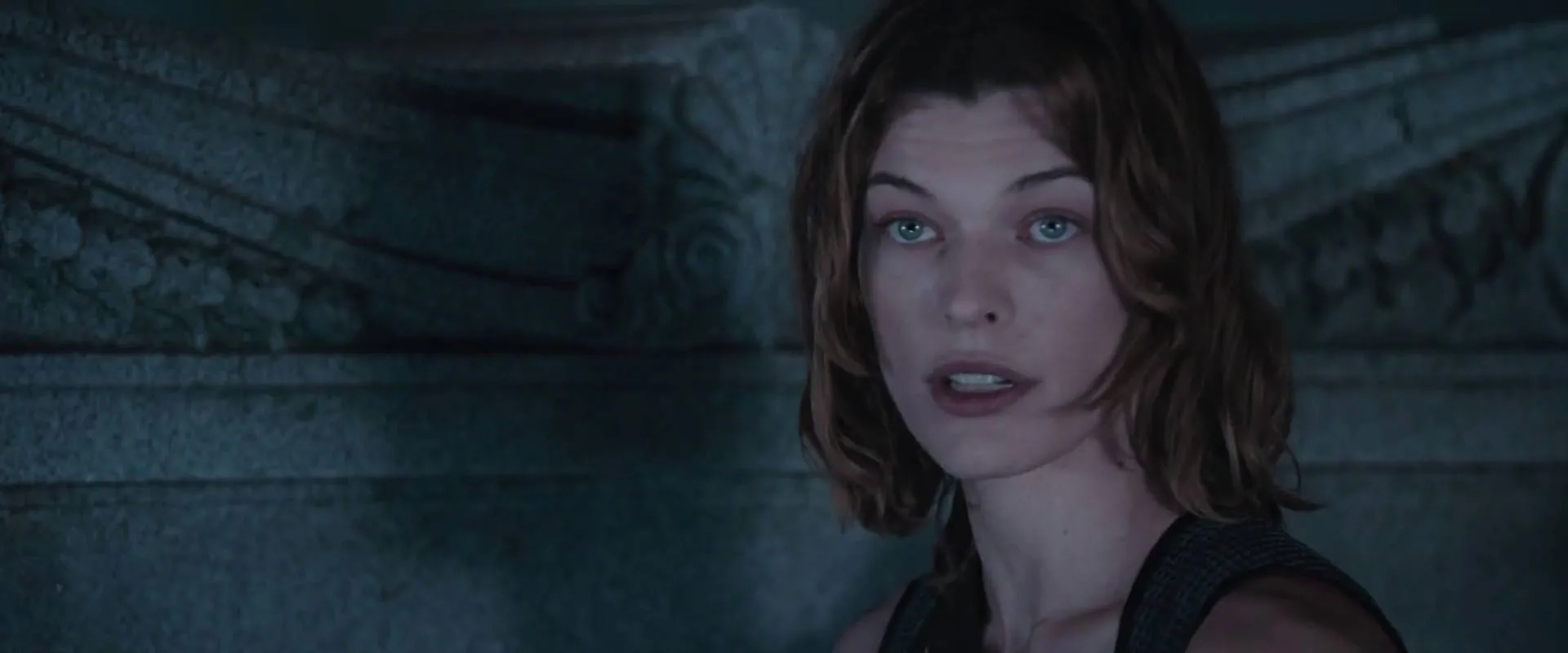 Milla Jovovich in Resident Evil: Apocalypse (2004)