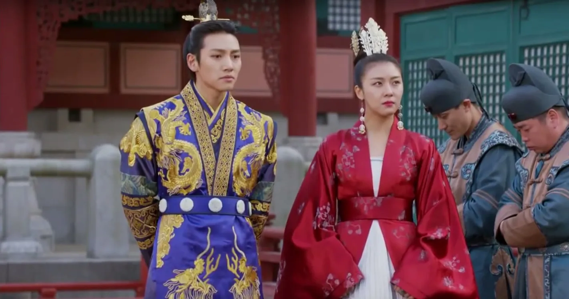 Ha Ji-Won and Ju Jin-Mo in The Empress Ki (2013)