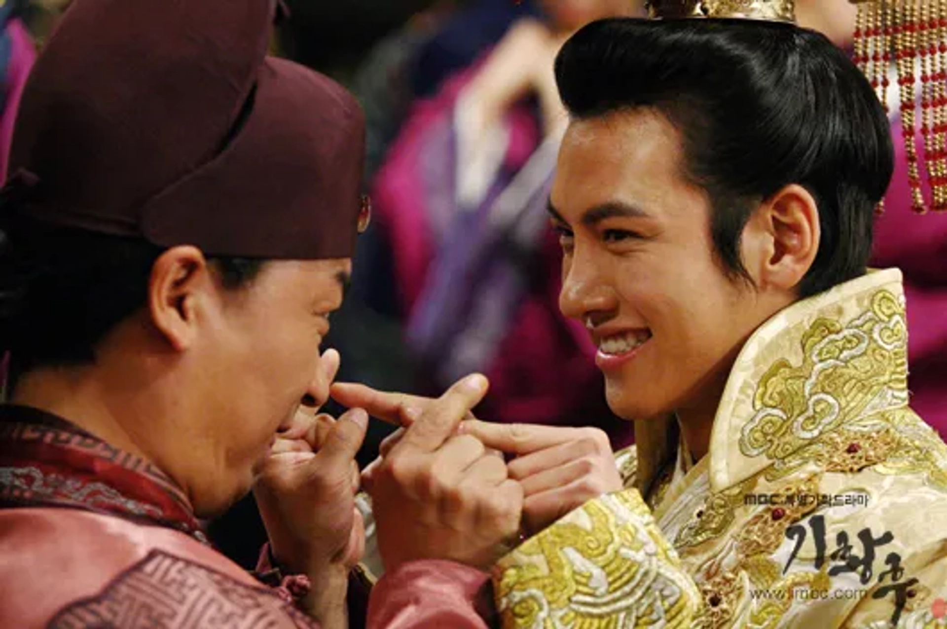 Jo Jae-yoon and Ji Chang-wook in The Empress Ki (2013)