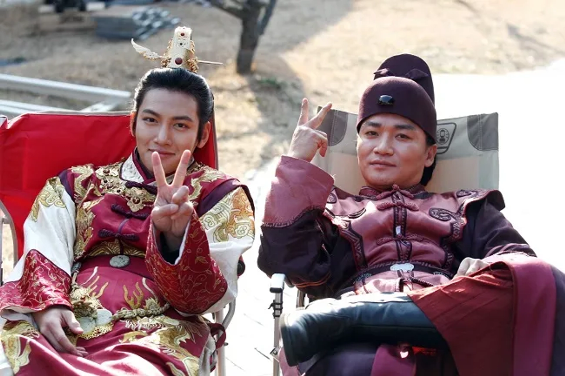 Jo Jae-yoon and Ji Chang-wook in The Empress Ki (2013)