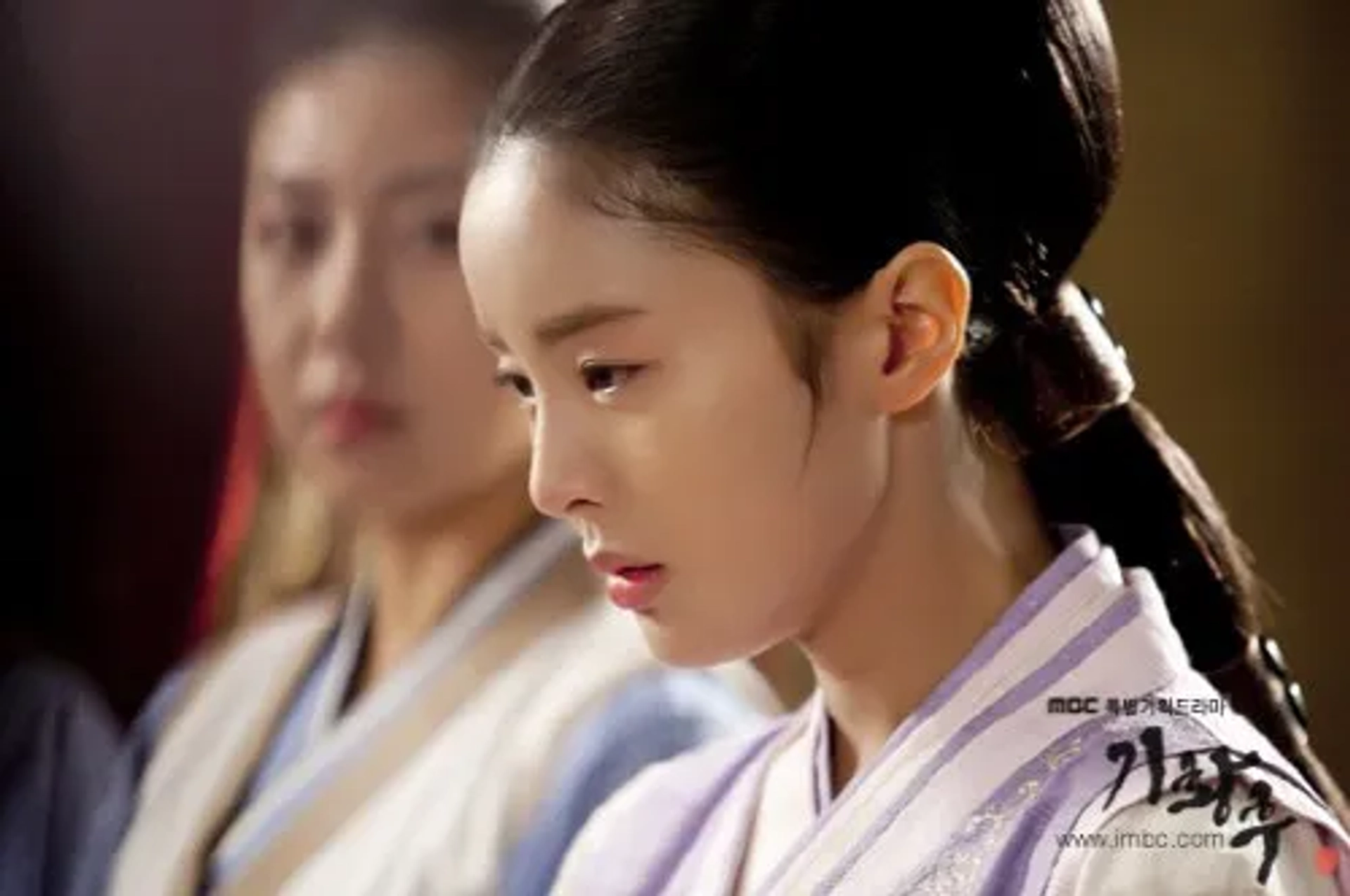 Hye-Rin Han in The Empress Ki (2013)