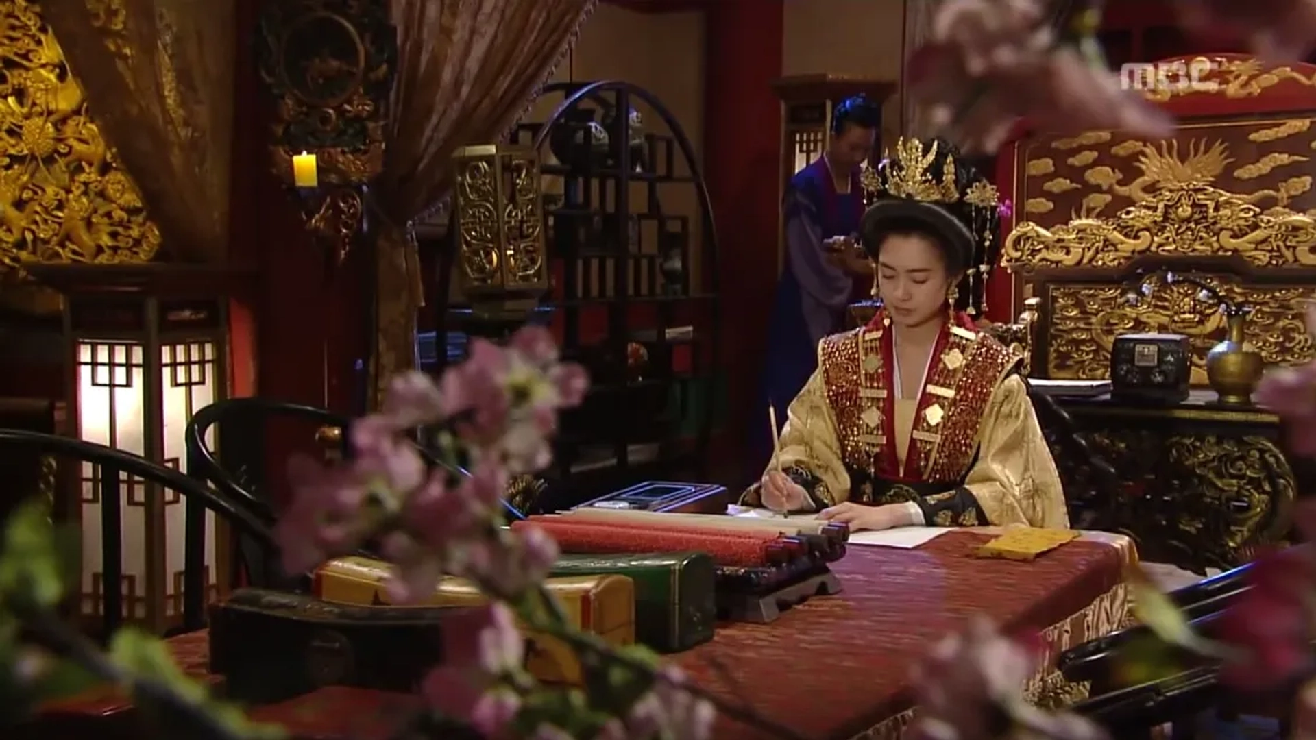 Yo-won Lee in The Great Queen Seondeok (2009)